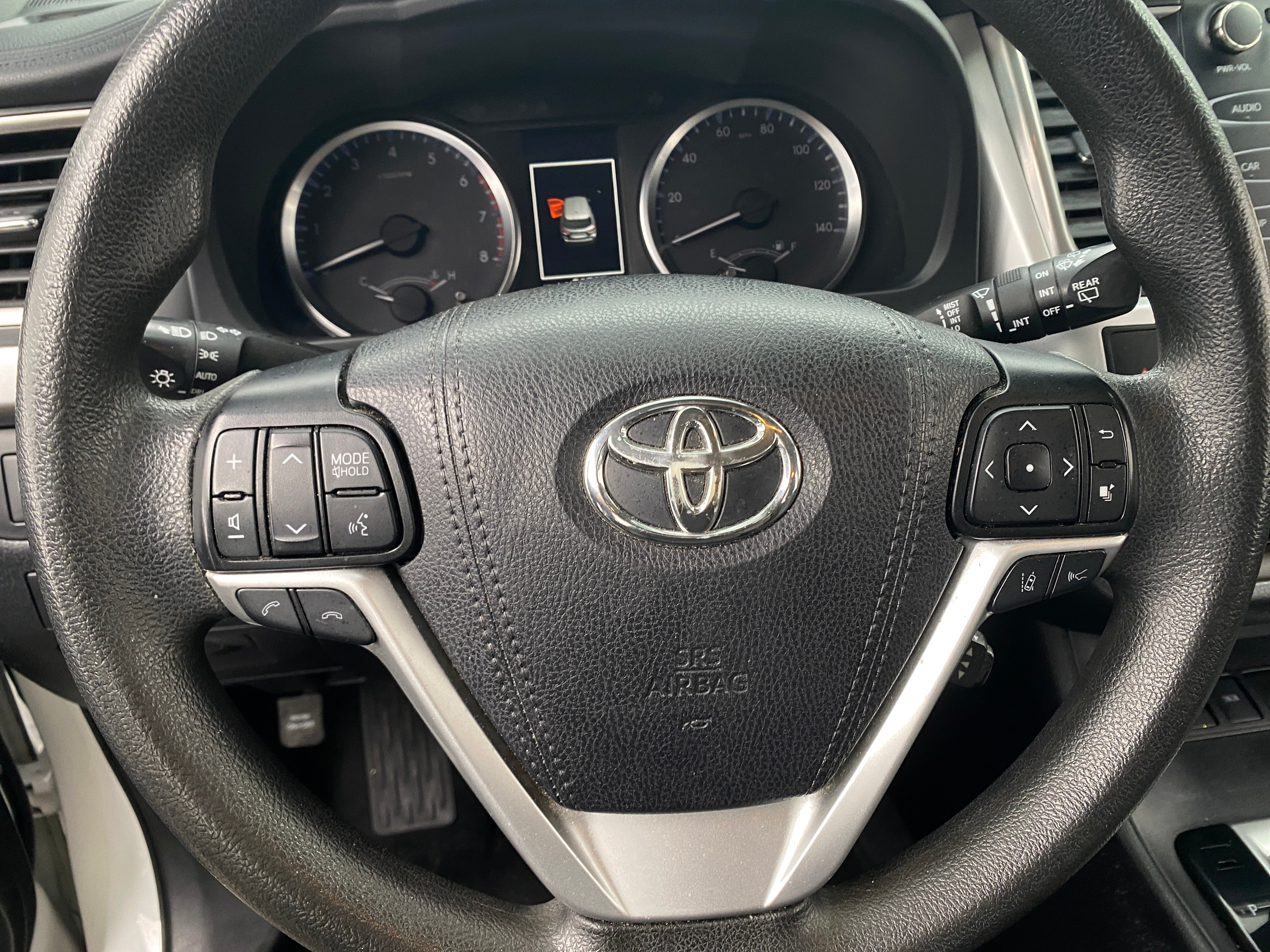 2019 Toyota Highlander LE 5