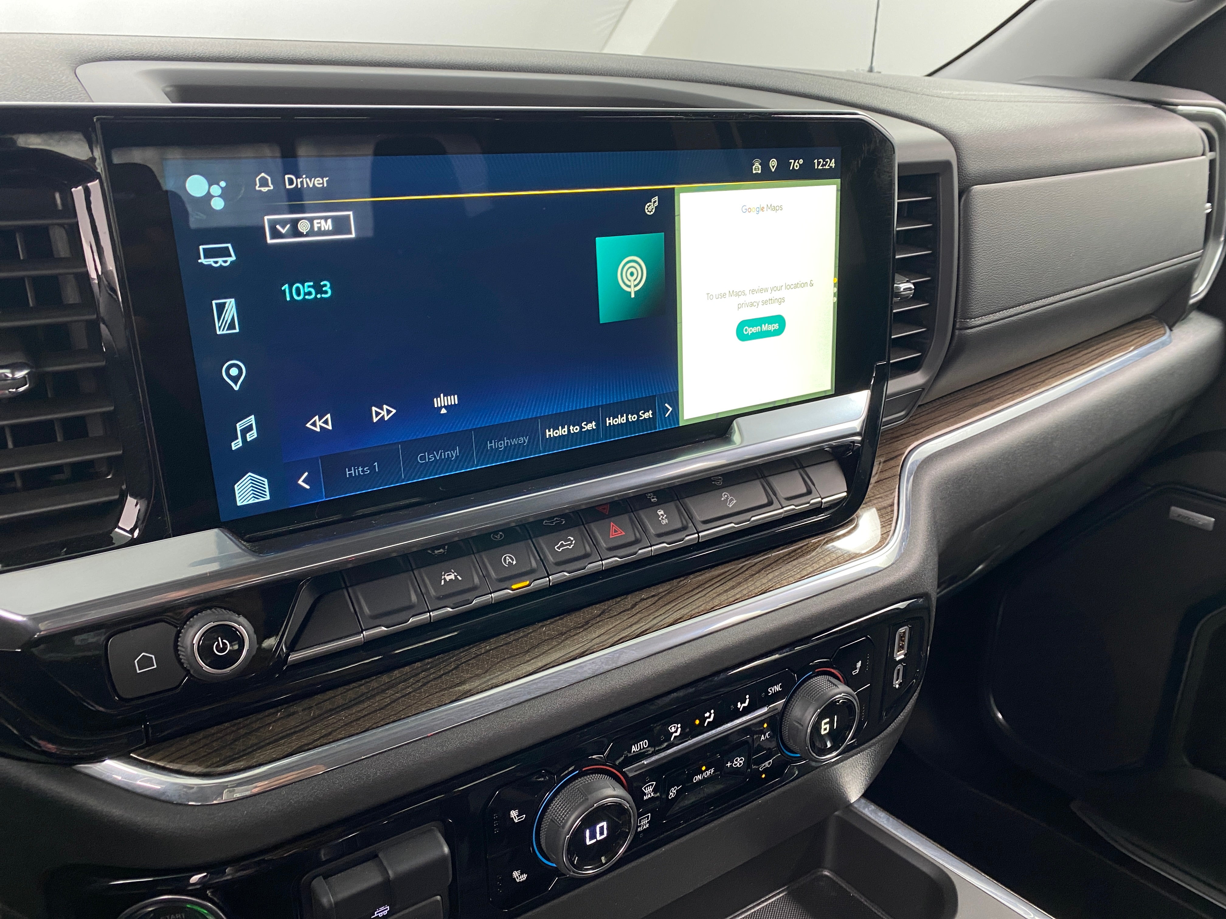 2024 Chevrolet Silverado 1500  4