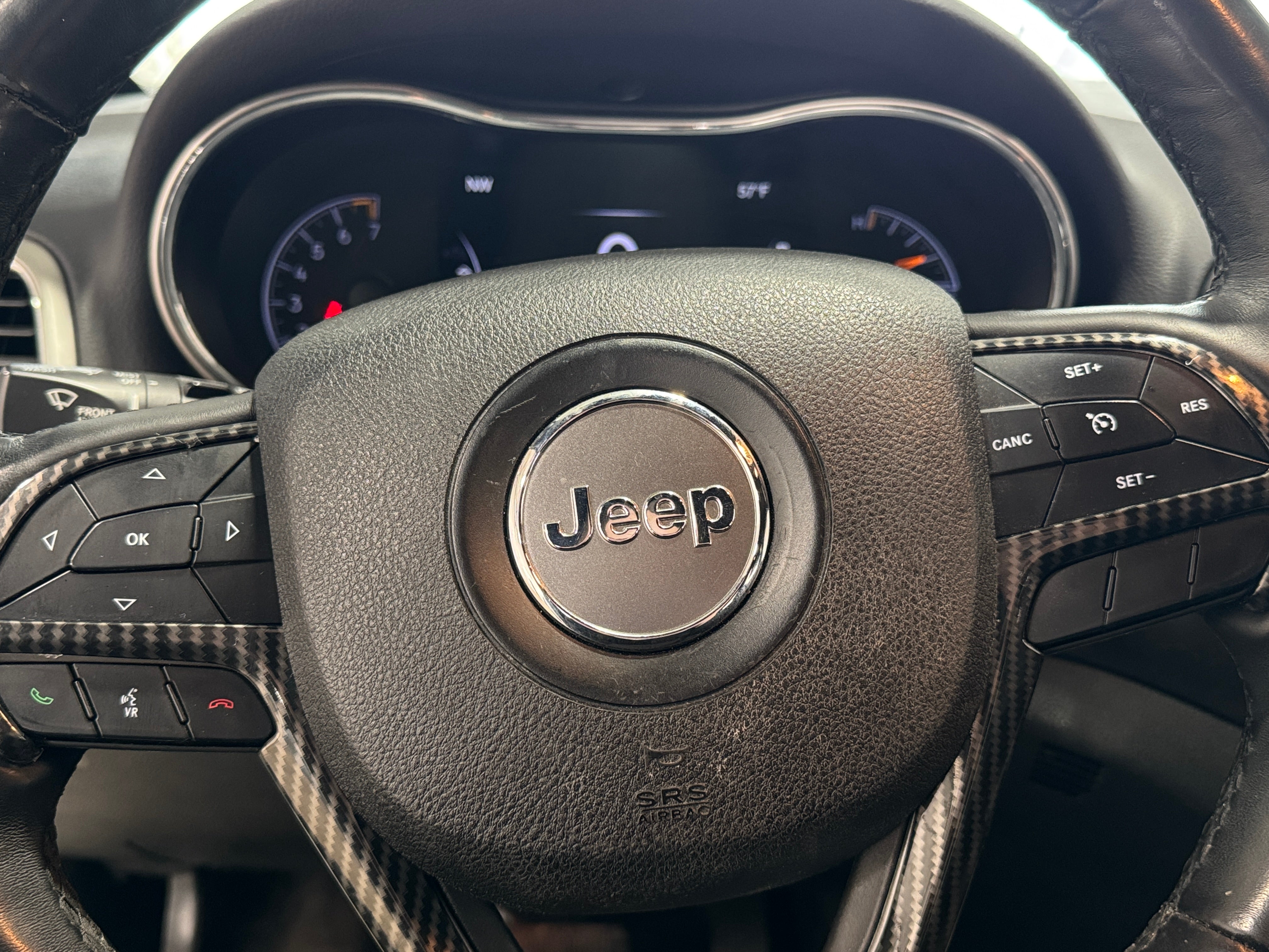 2018 Jeep Grand Cherokee Altitude 5