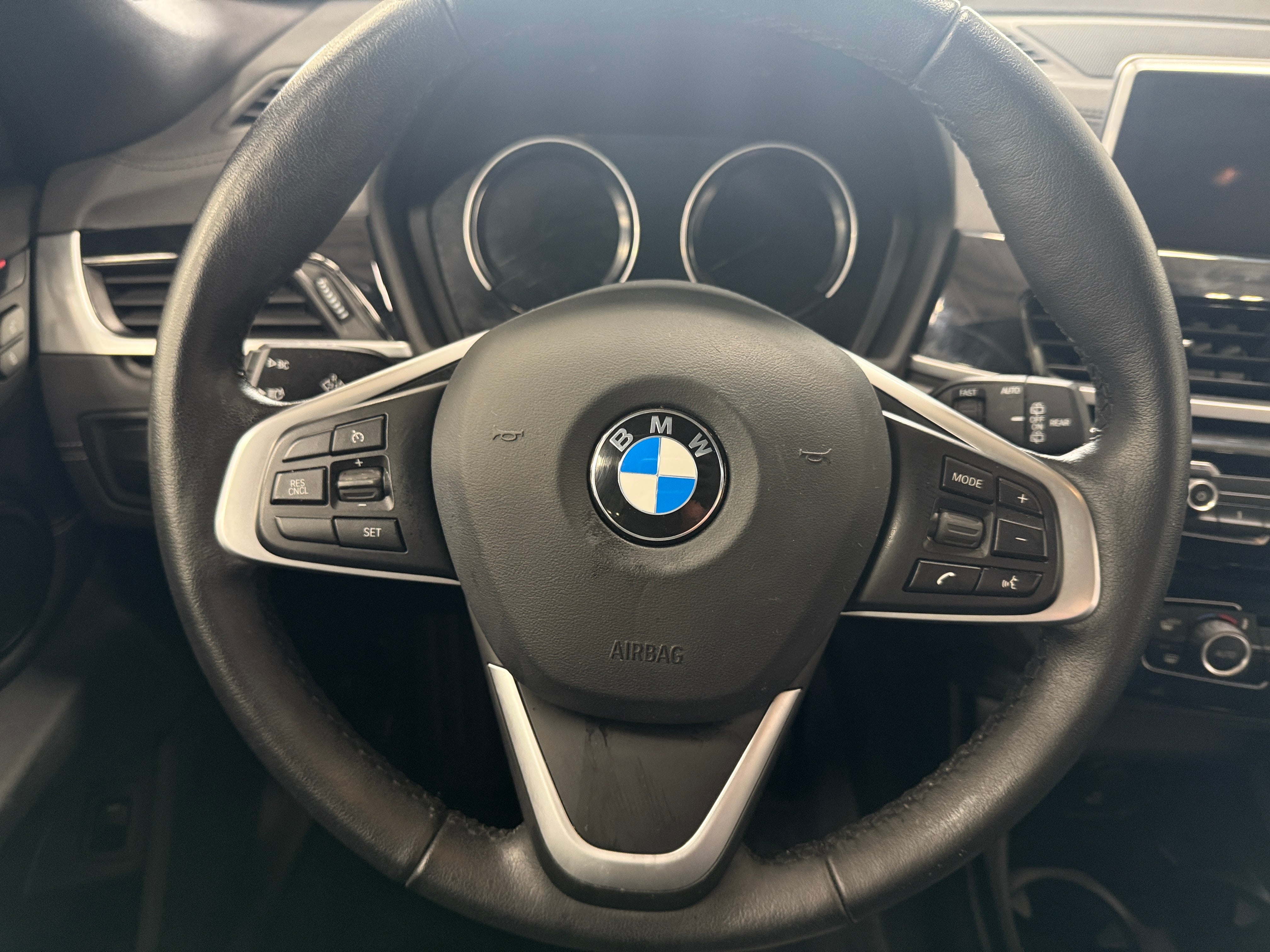 2021 BMW X1 xDrive28i 4