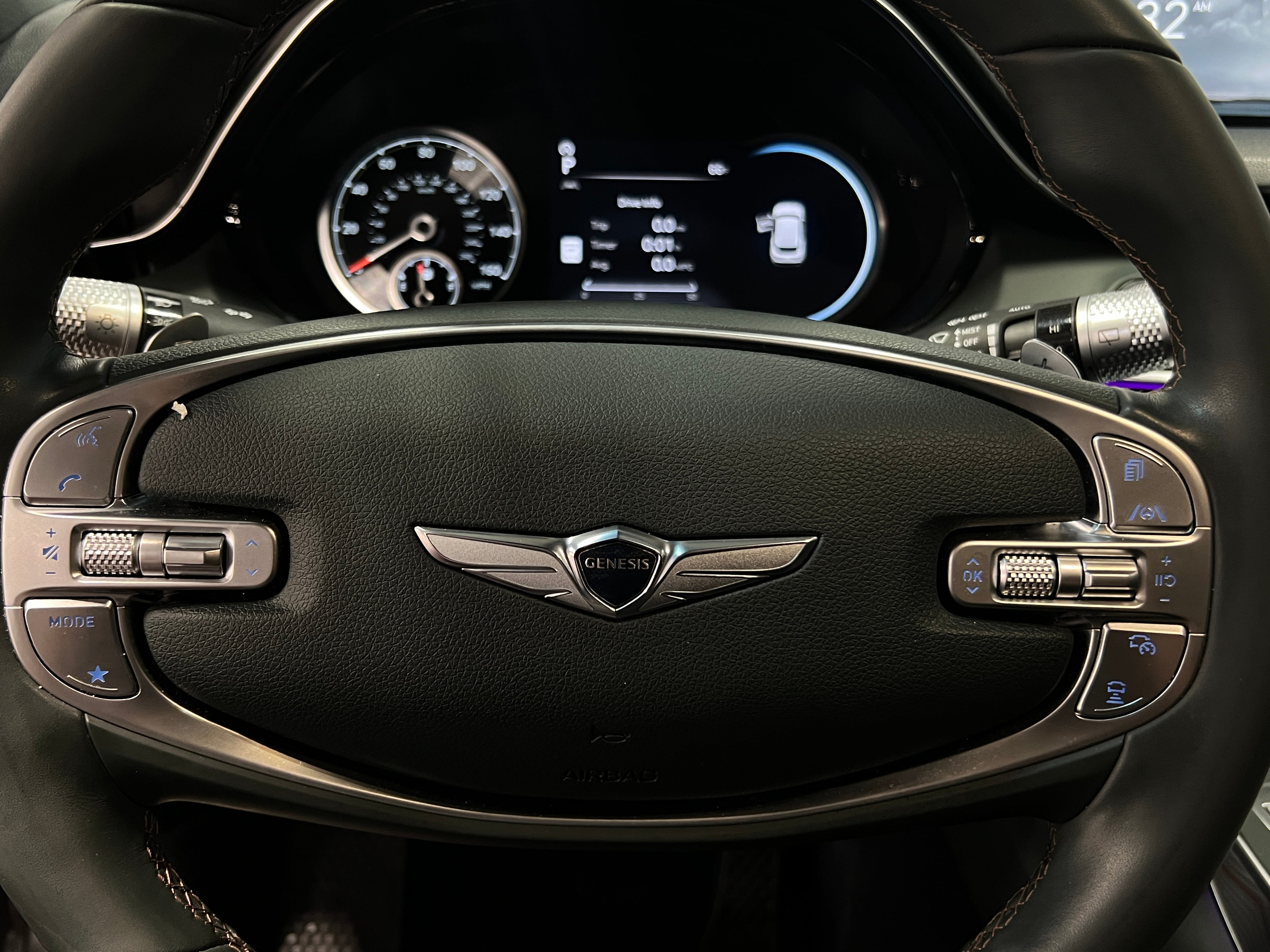 2023 Genesis GV70 Standard 4