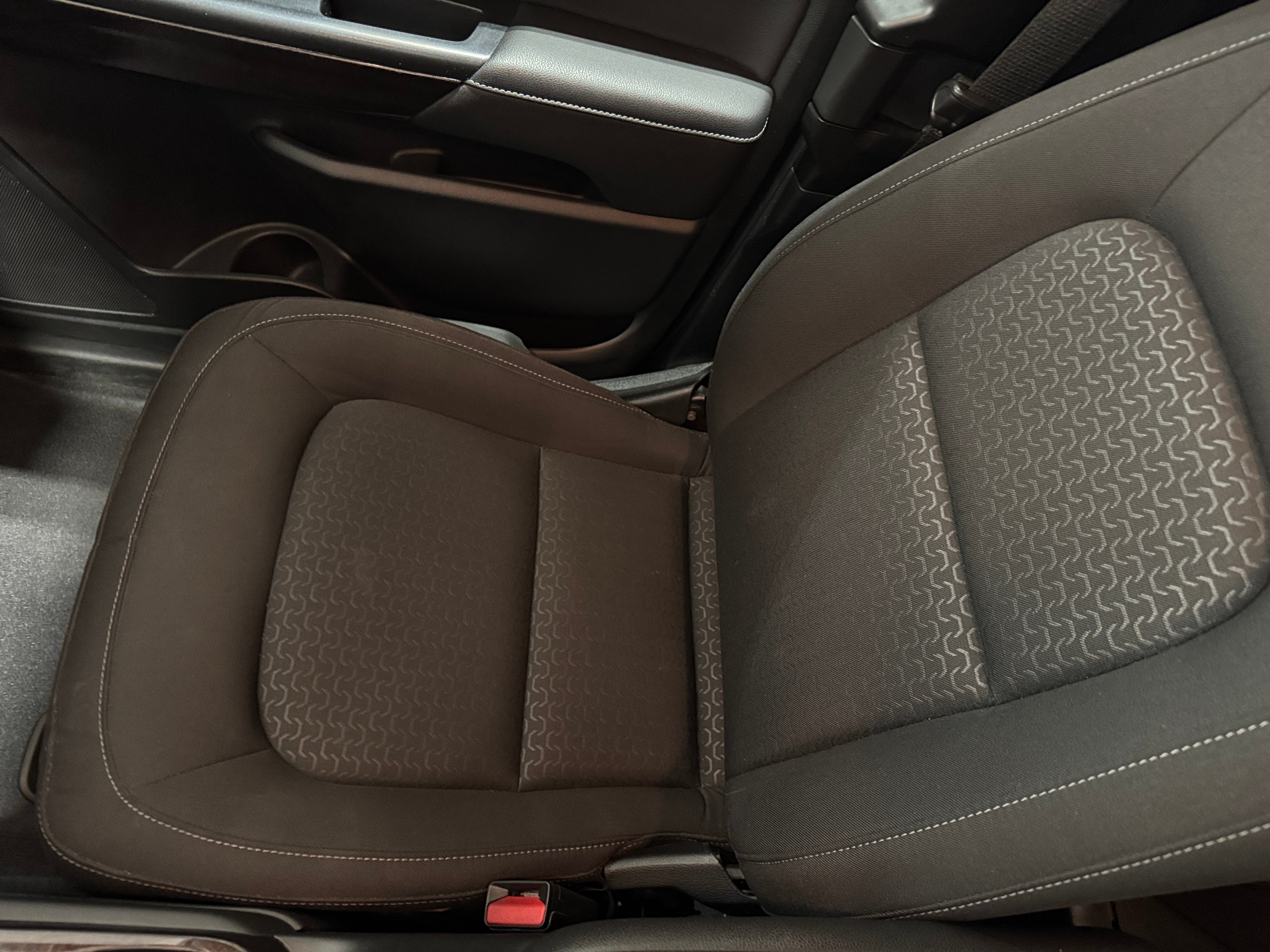 2019 GMC Canyon SLE 2