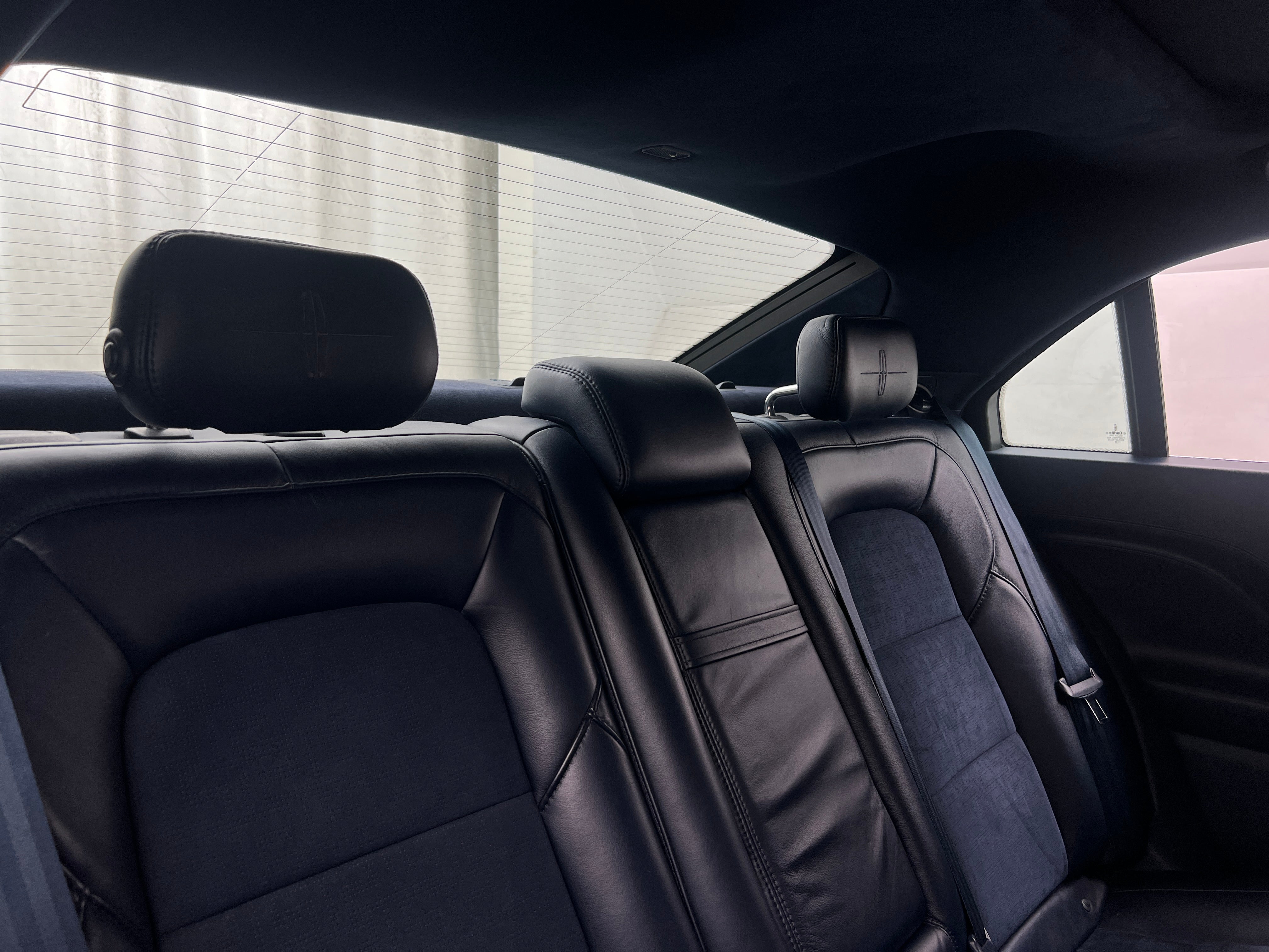 2018 Lincoln Continental Black Label 5