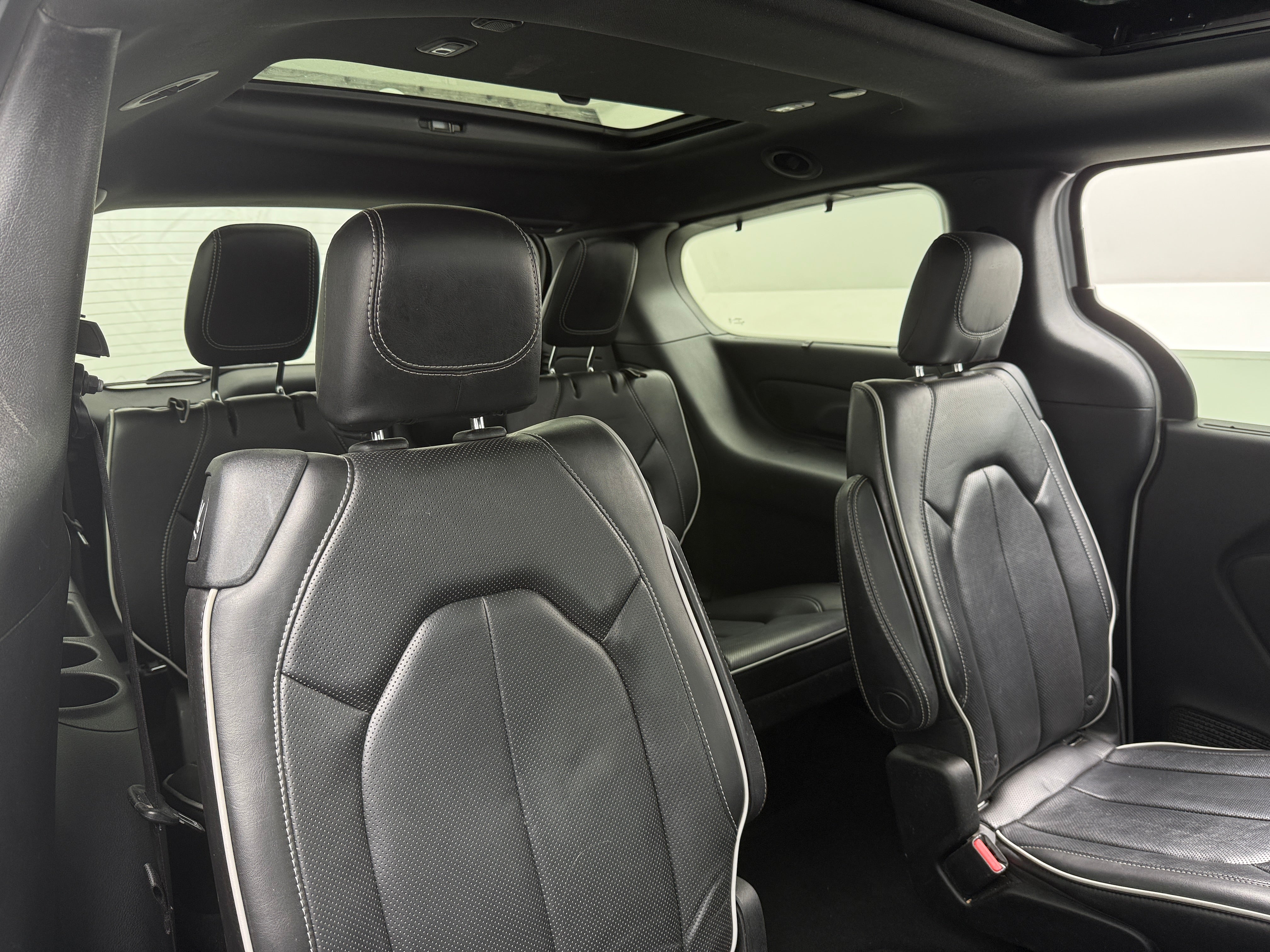 2019 Chrysler Pacifica Limited 5