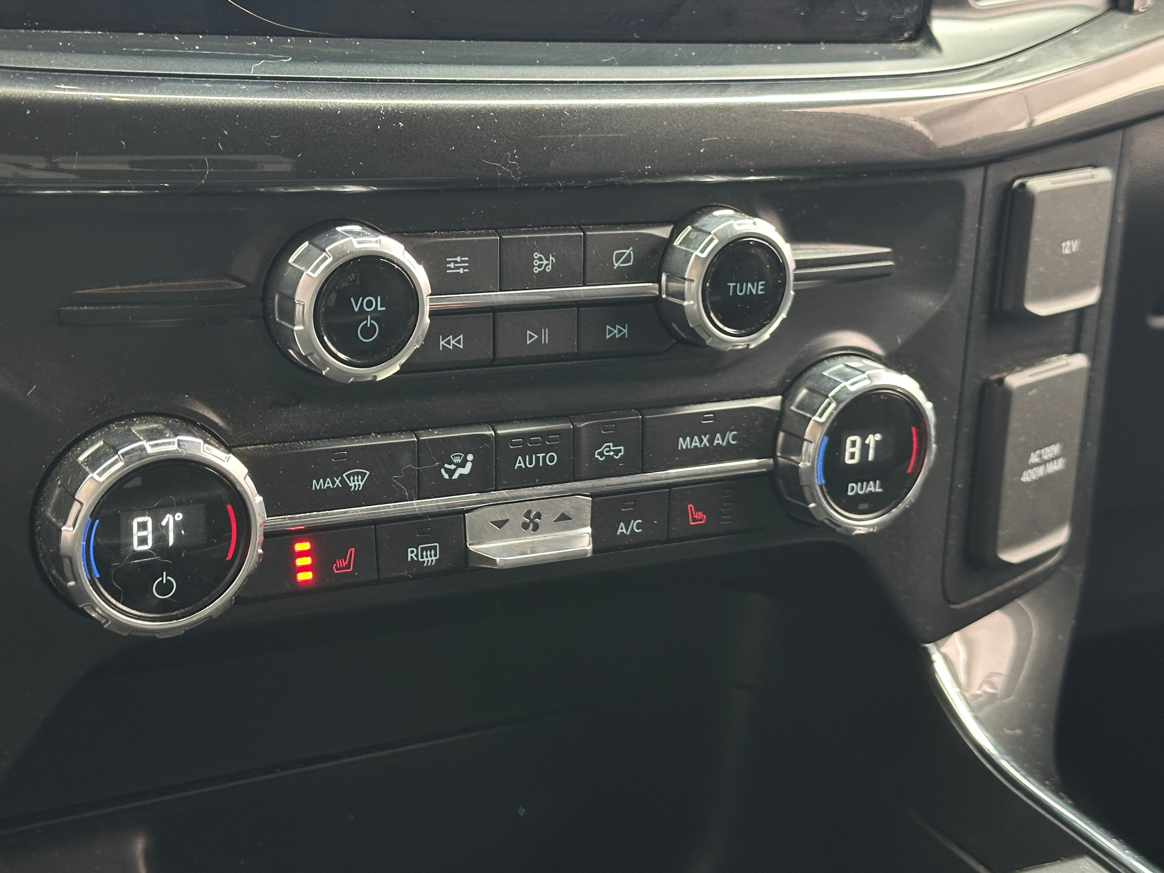 2021 Ford Econoline E-150 4