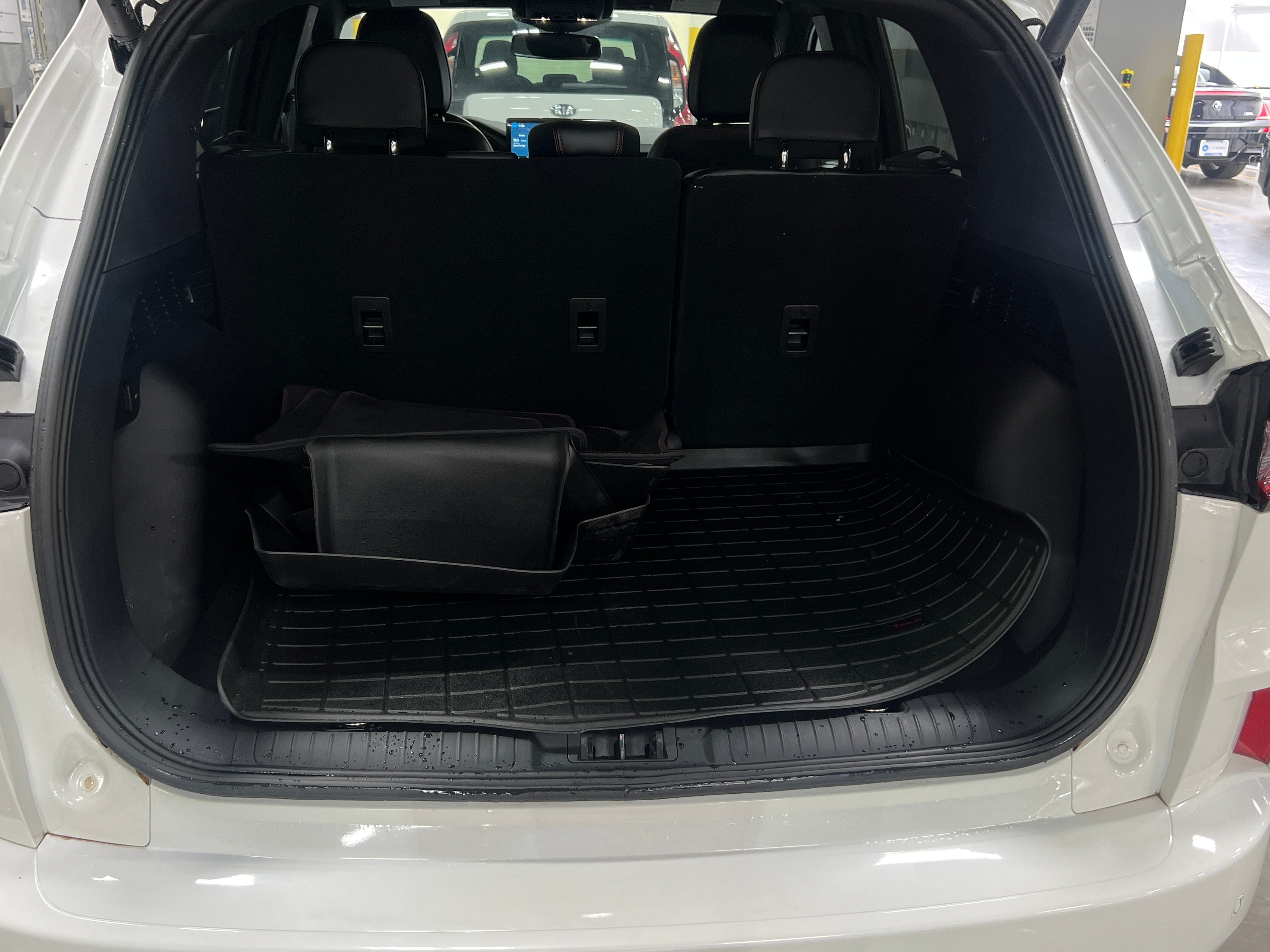 2023 Ford Escape ST-Line Elite 7