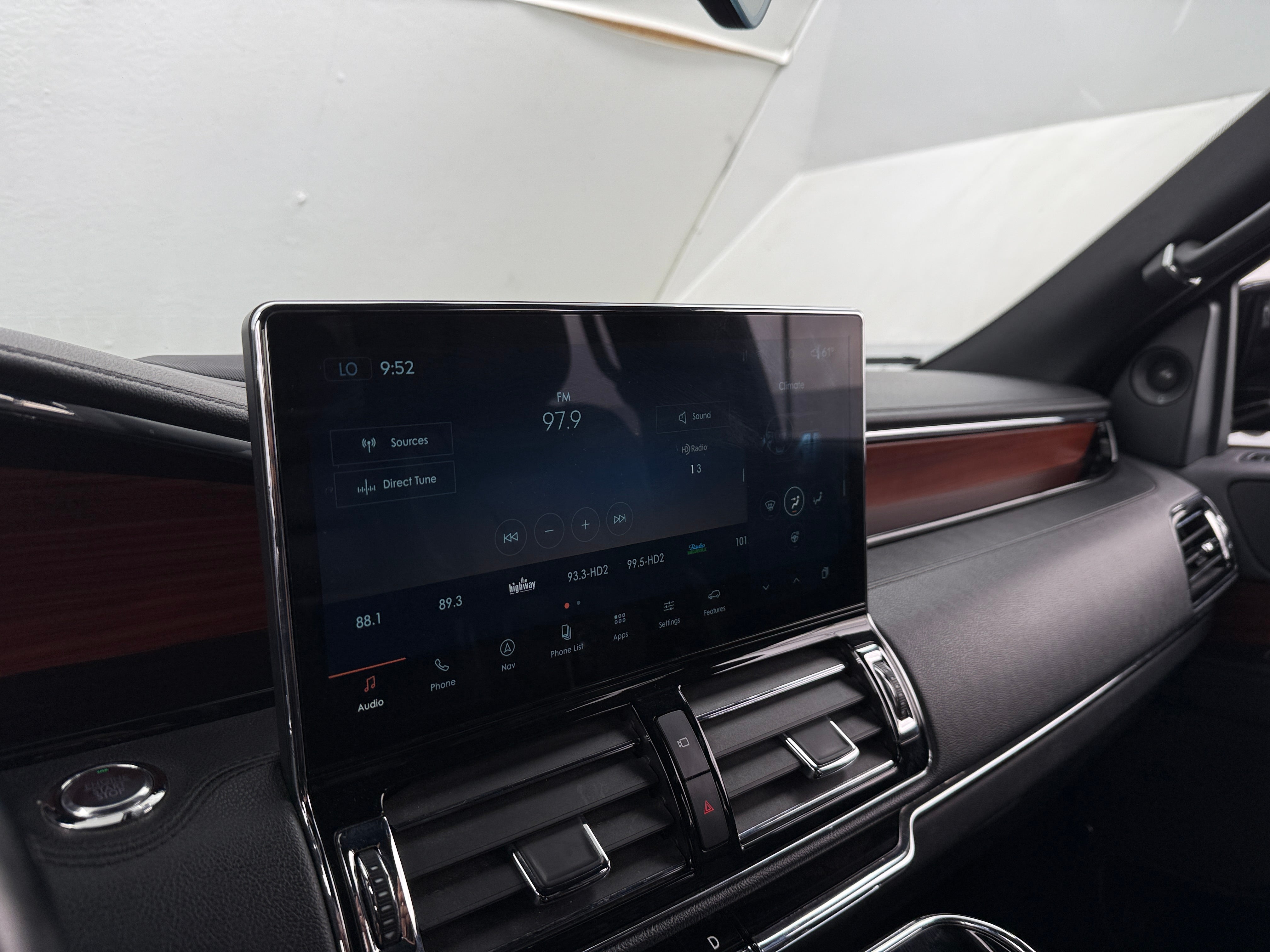 2022 Lincoln Navigator L Standard 3