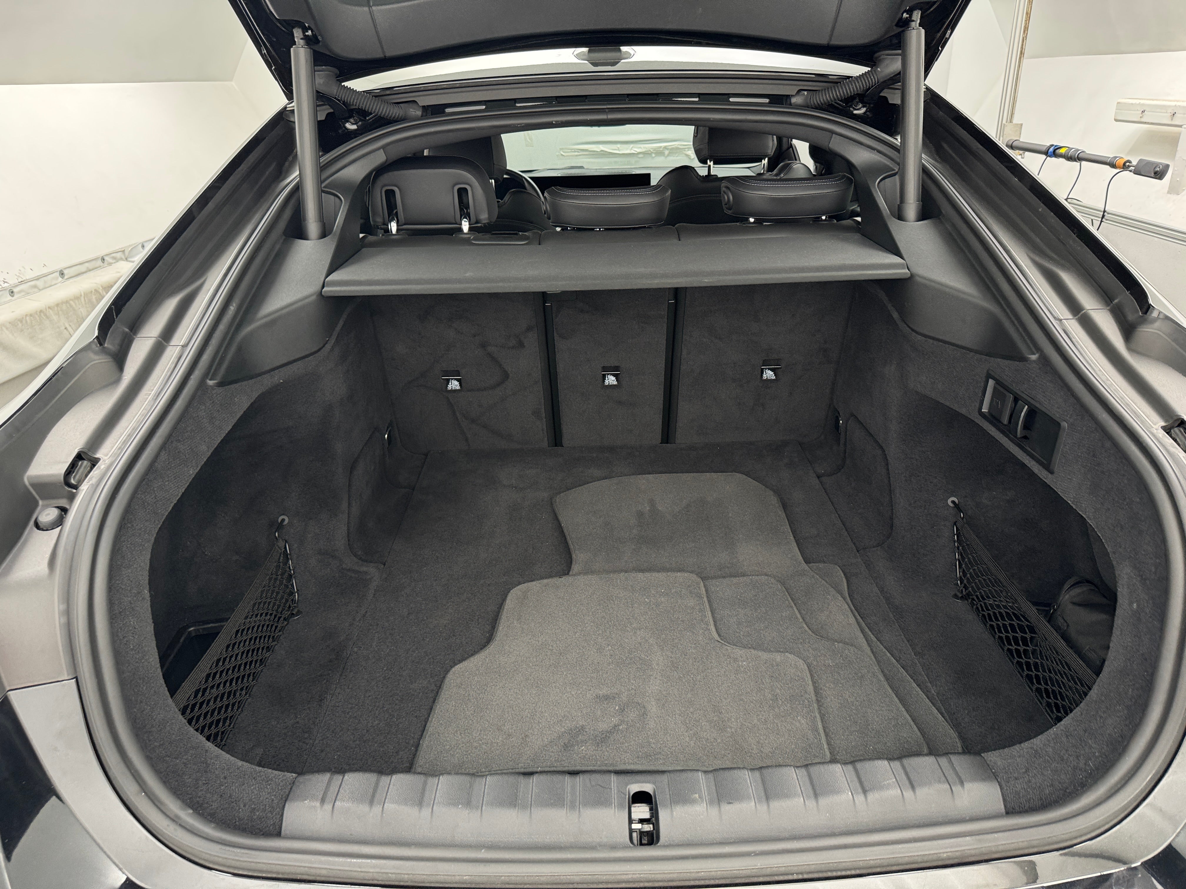 2022 BMW i4 eDrive40 4
