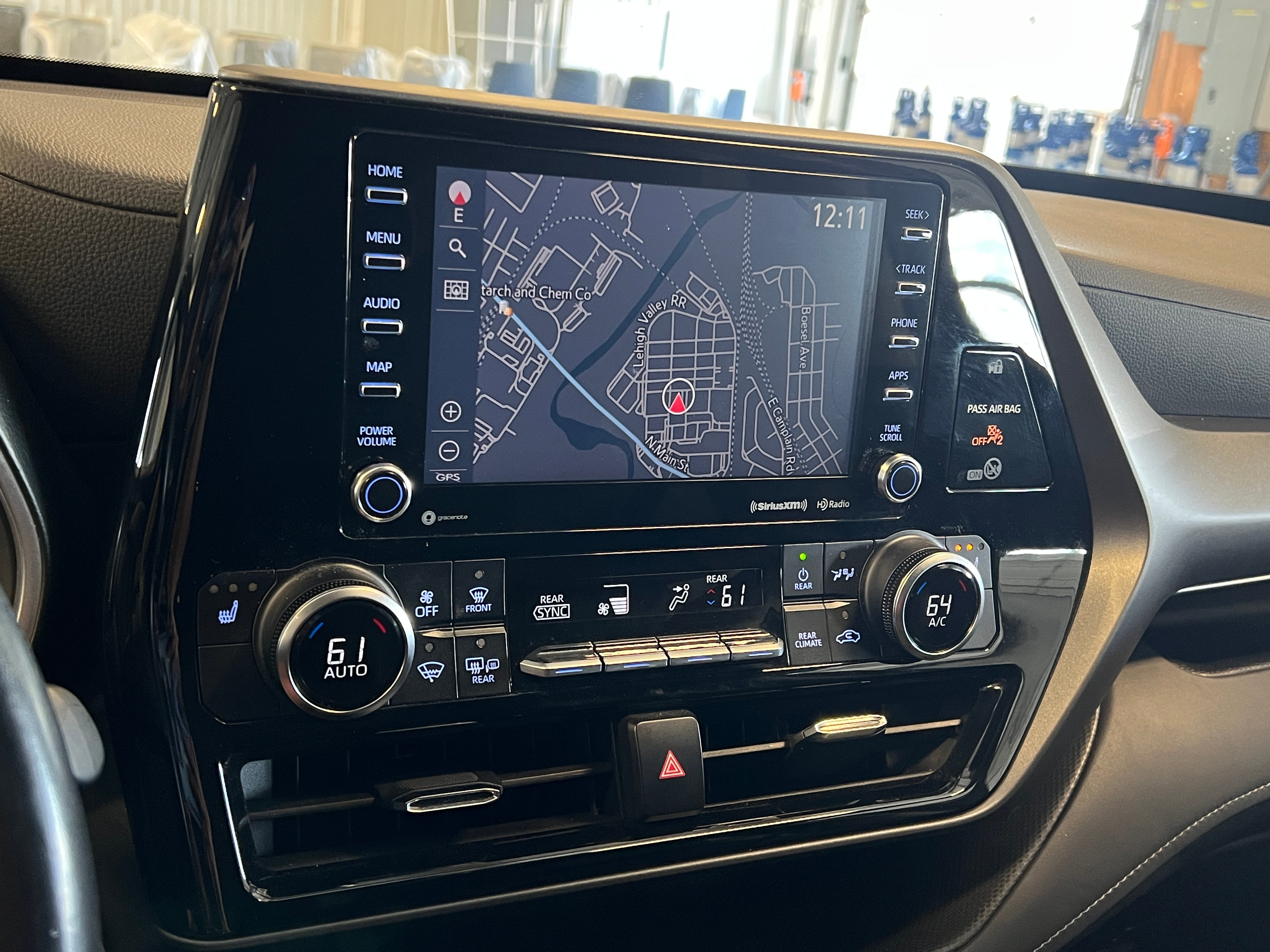 2020 Toyota Highlander XLE 3