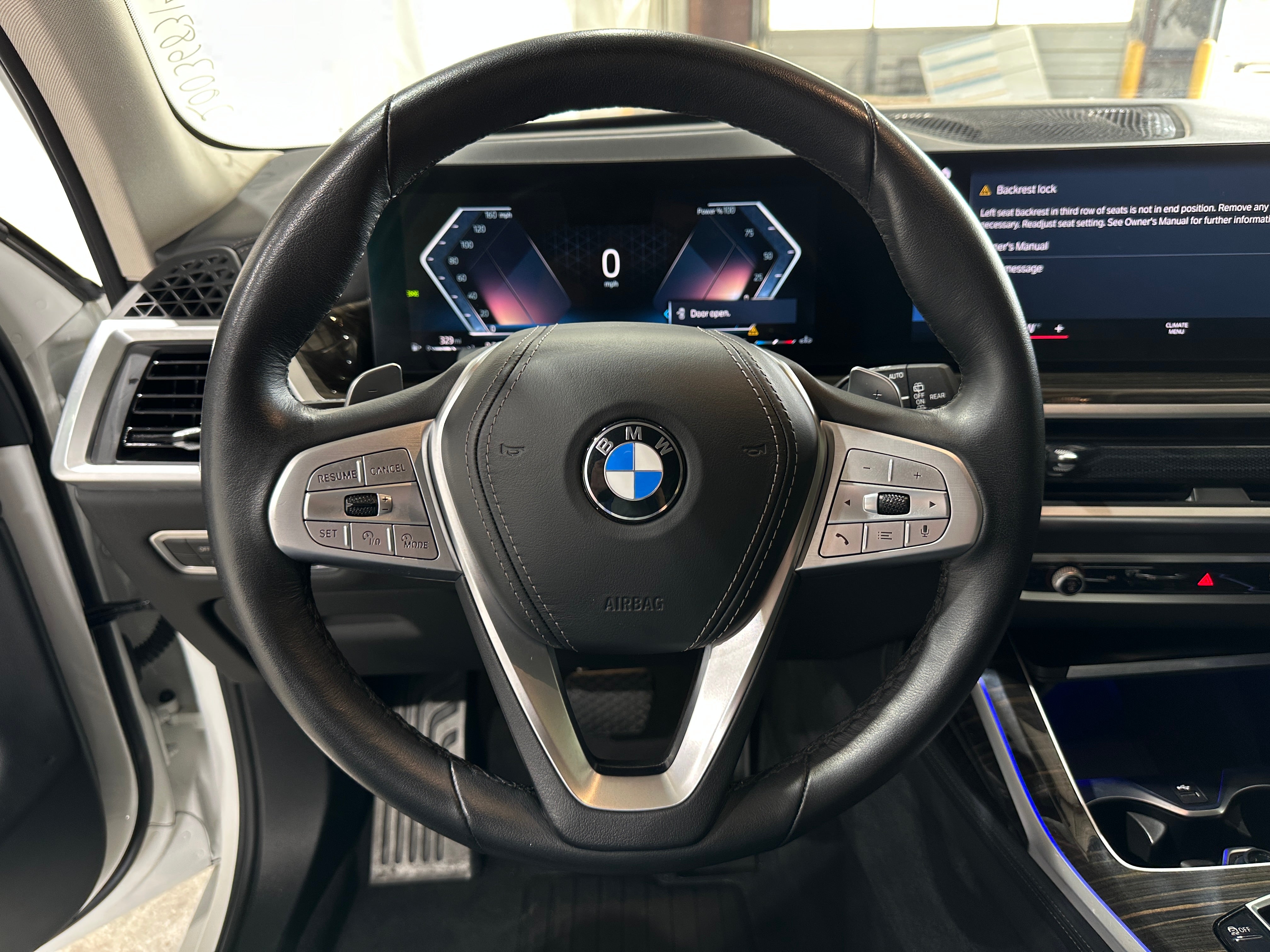 2023 BMW X7 xDrive40i 4