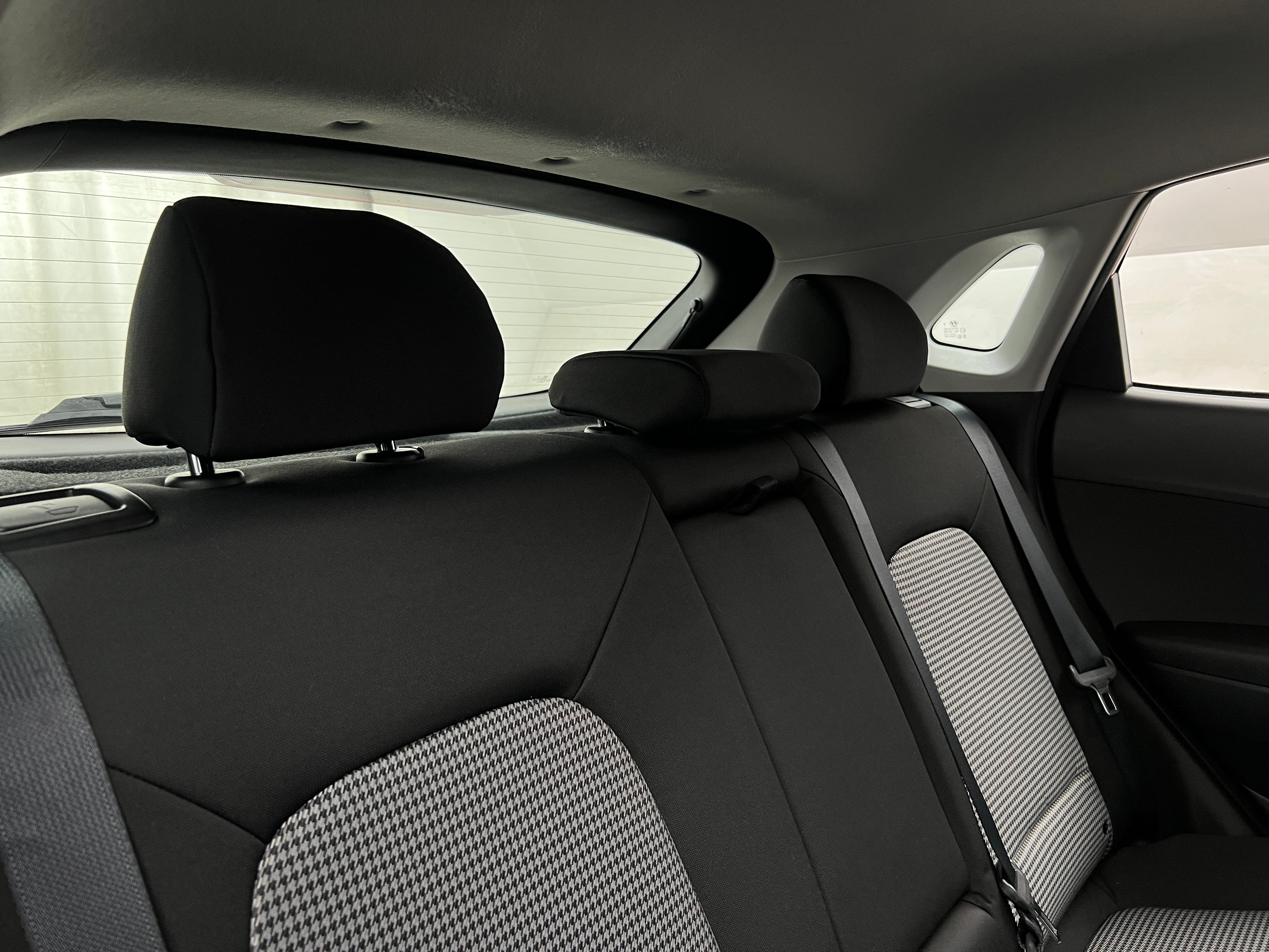 2018 Hyundai Kona SE 6