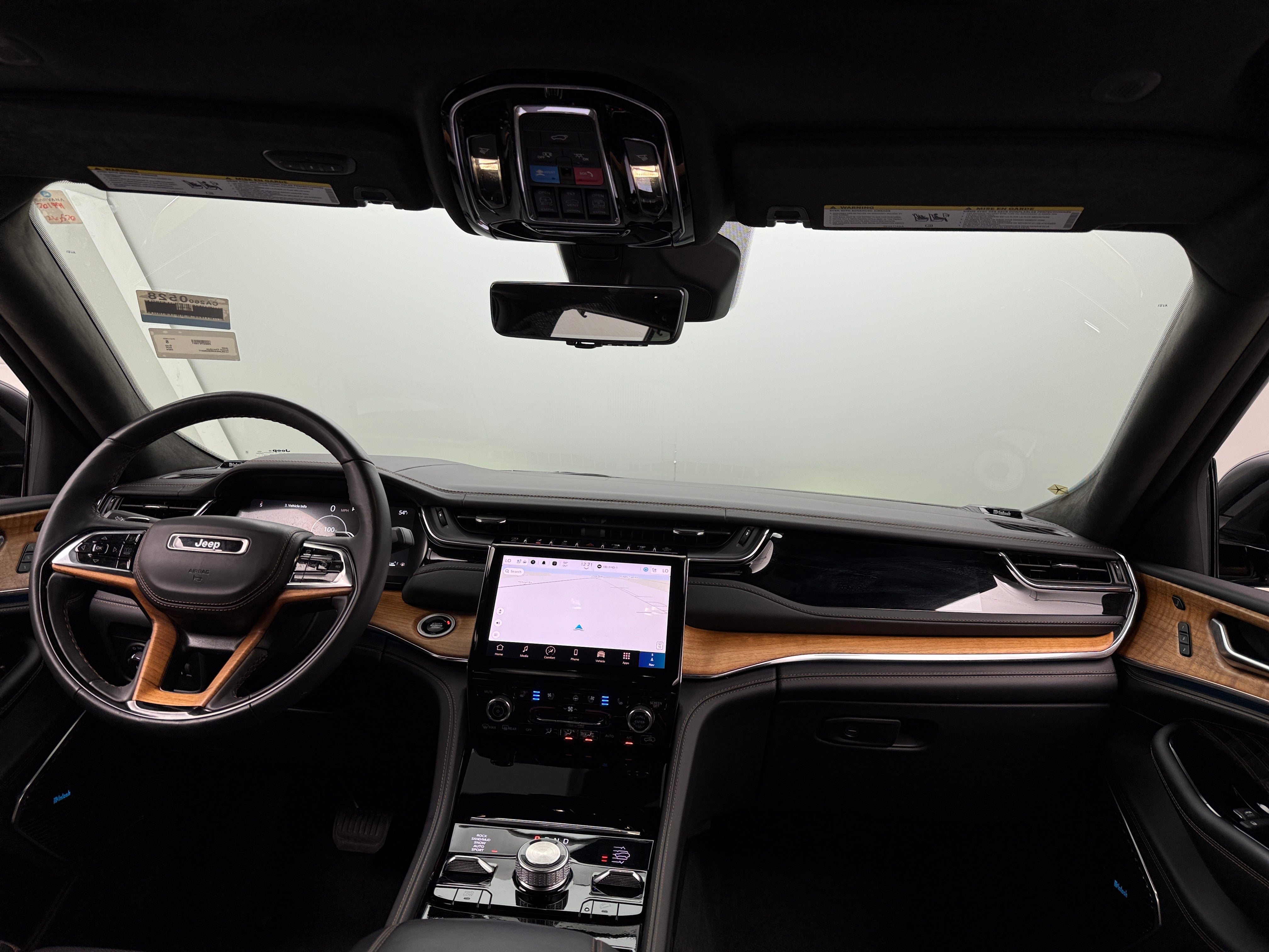 2024 Jeep Grand Cherokee Summit 2