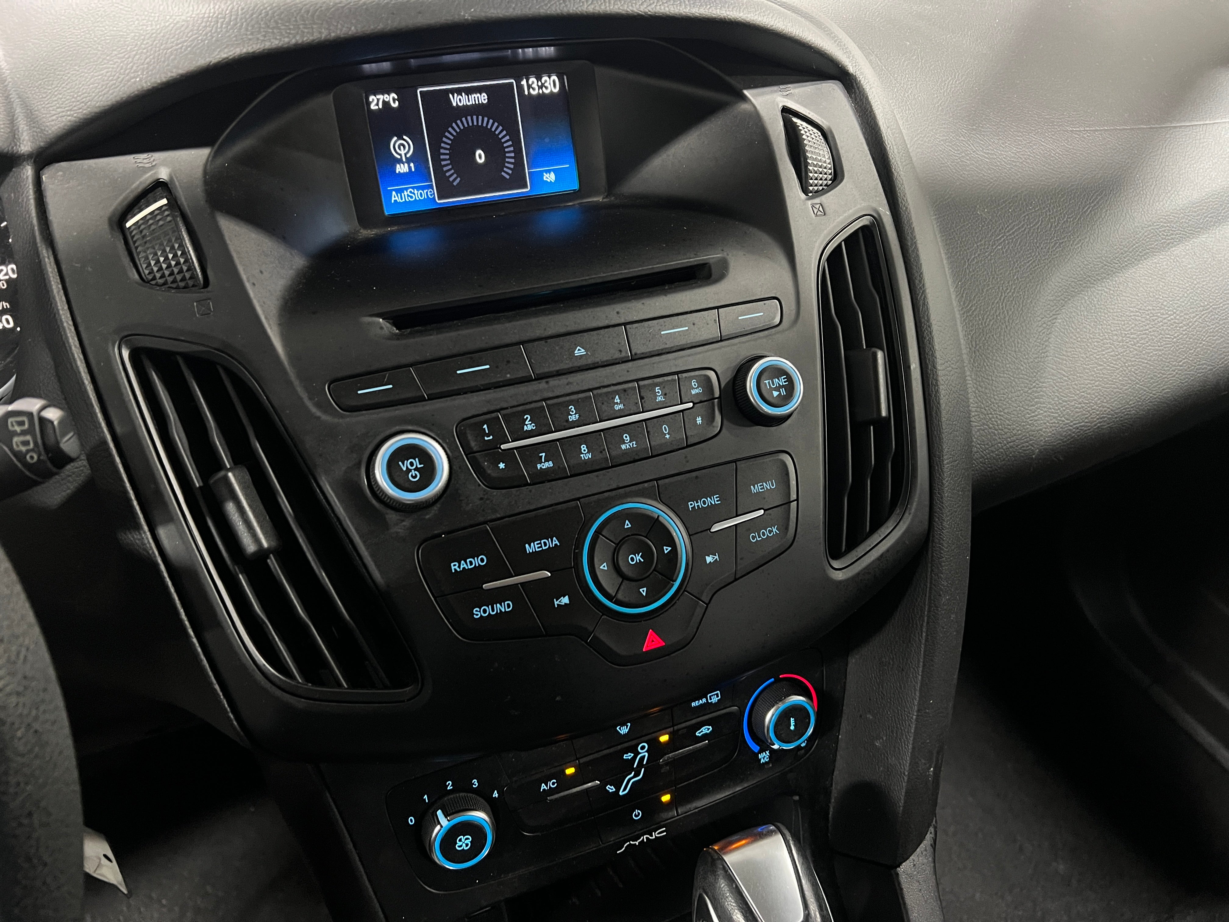 2016 Ford Focus SE 4