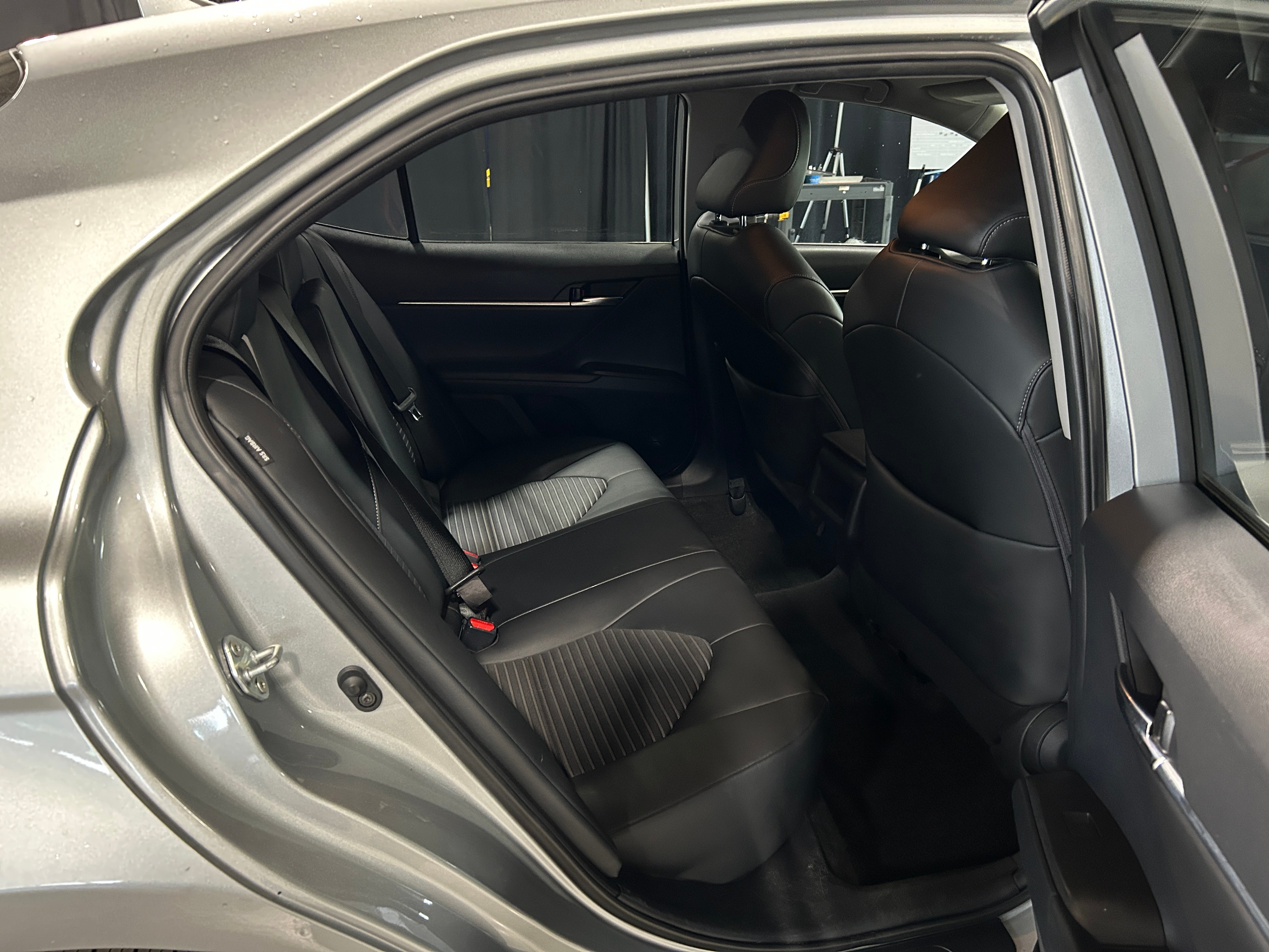 2021 Toyota Camry SE 6