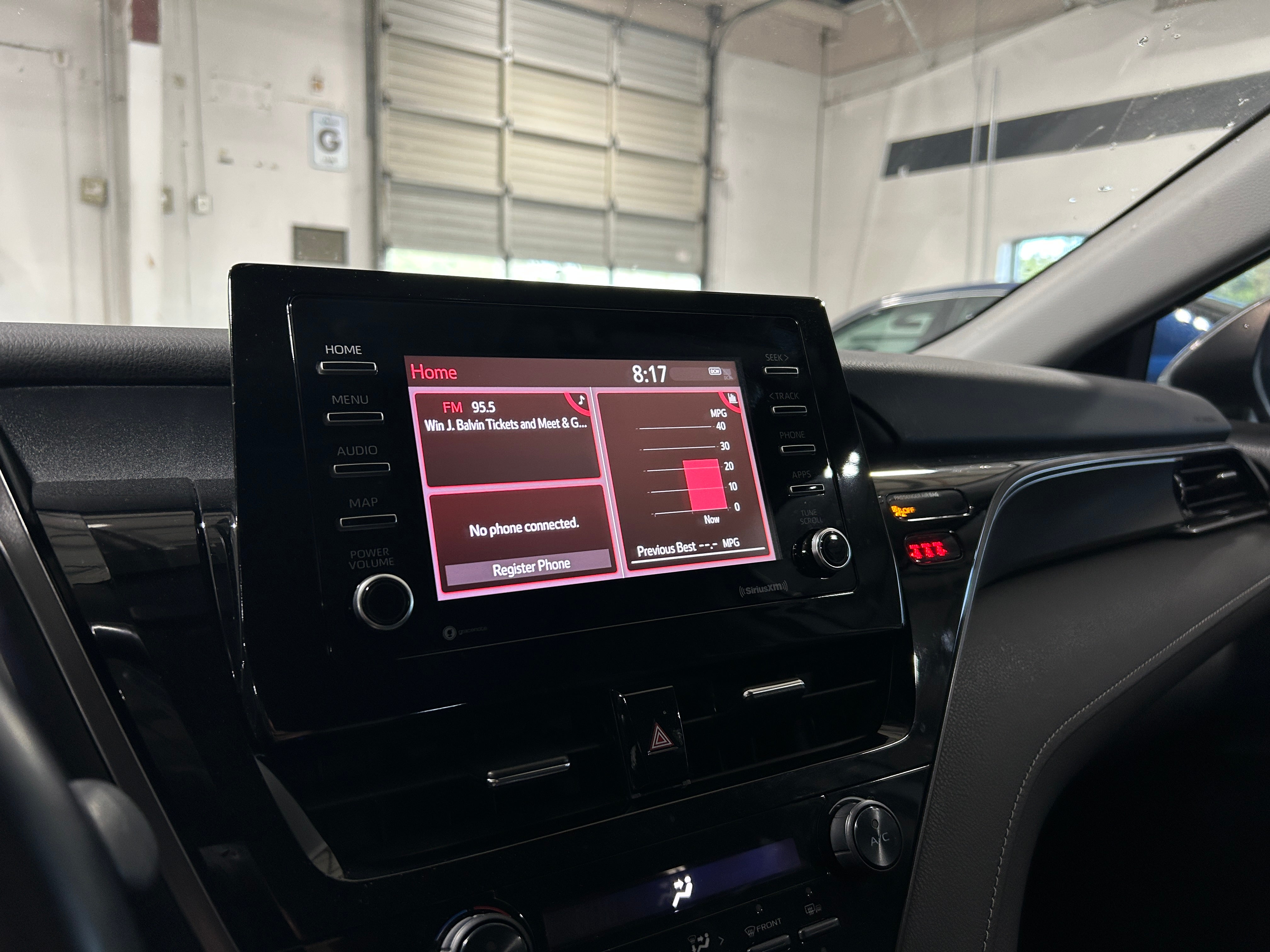 2021 Toyota Camry SE 4