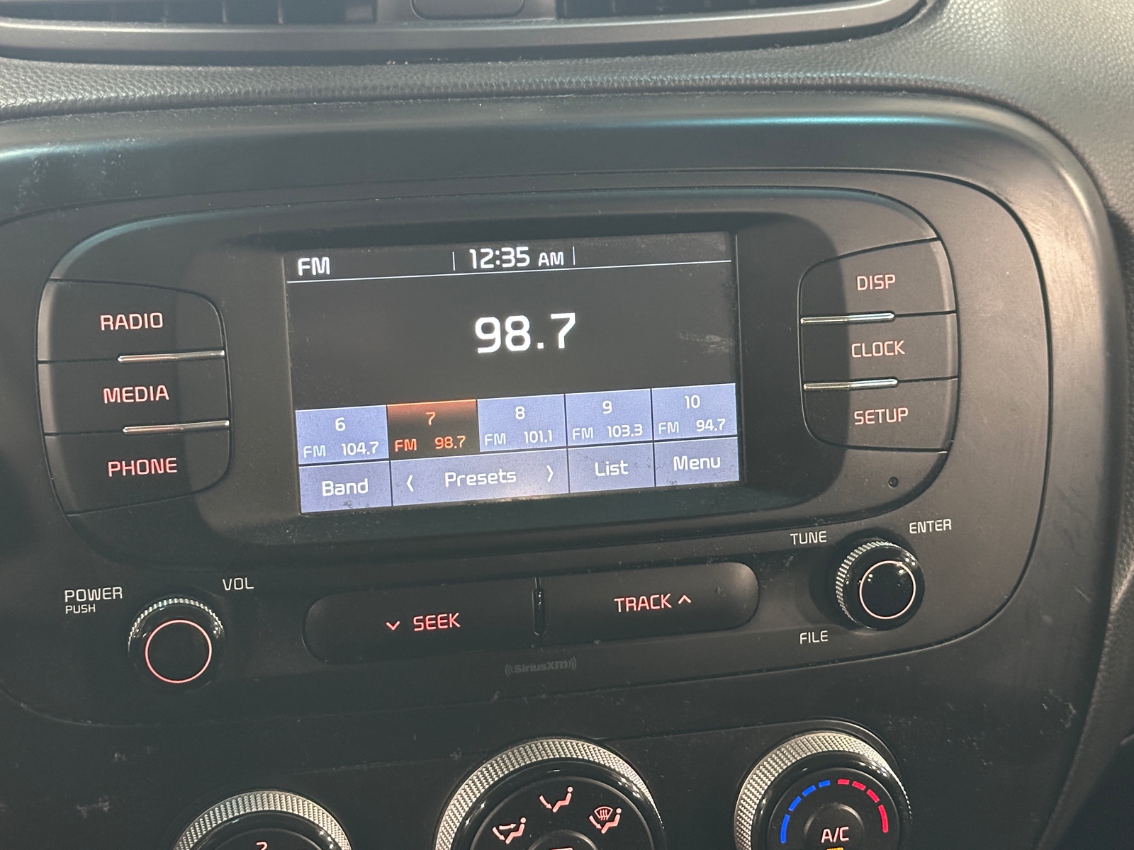 Thumbnail: 2019 Kia Soul - 4