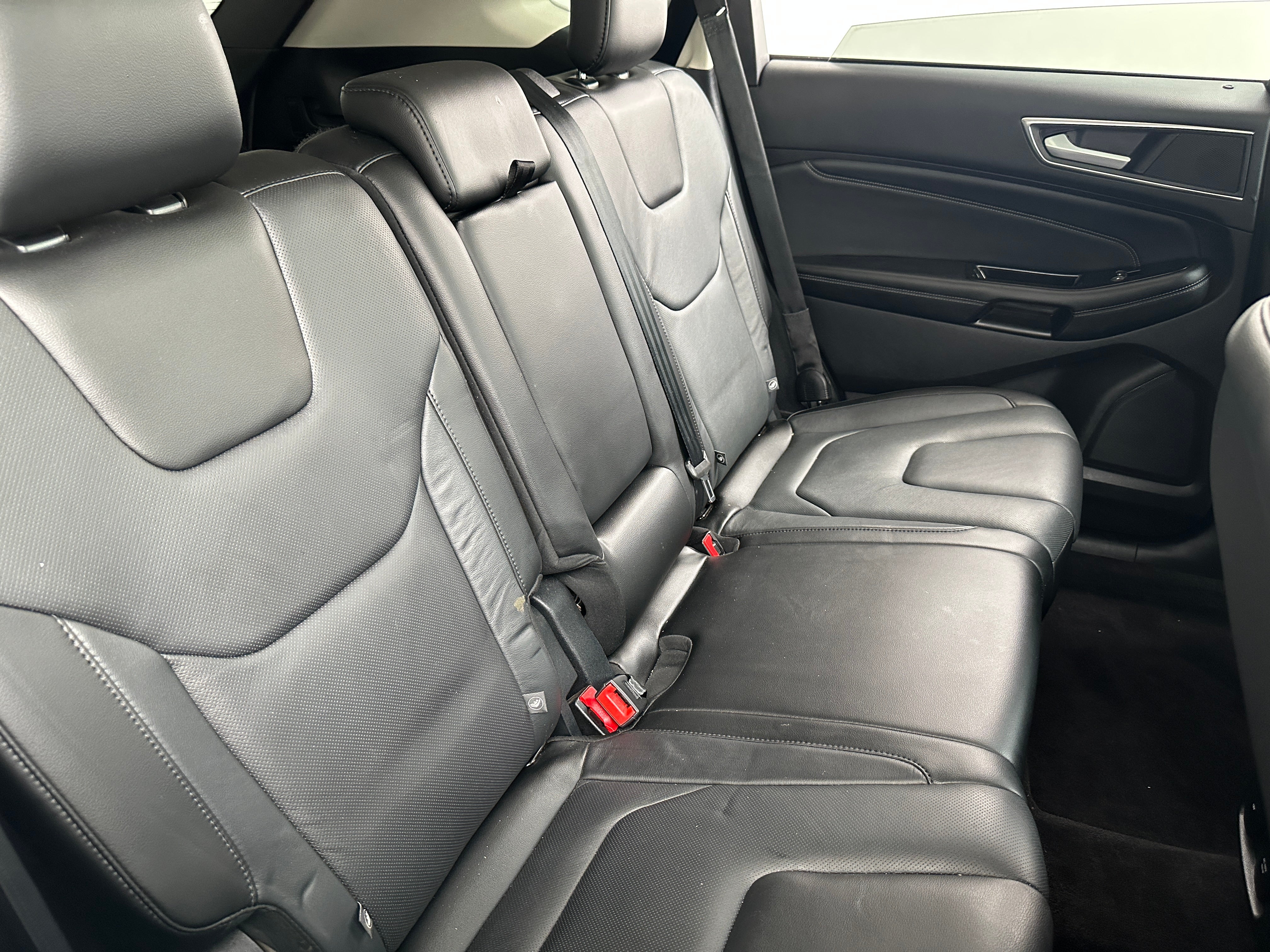 2016 Ford Edge Titanium 5