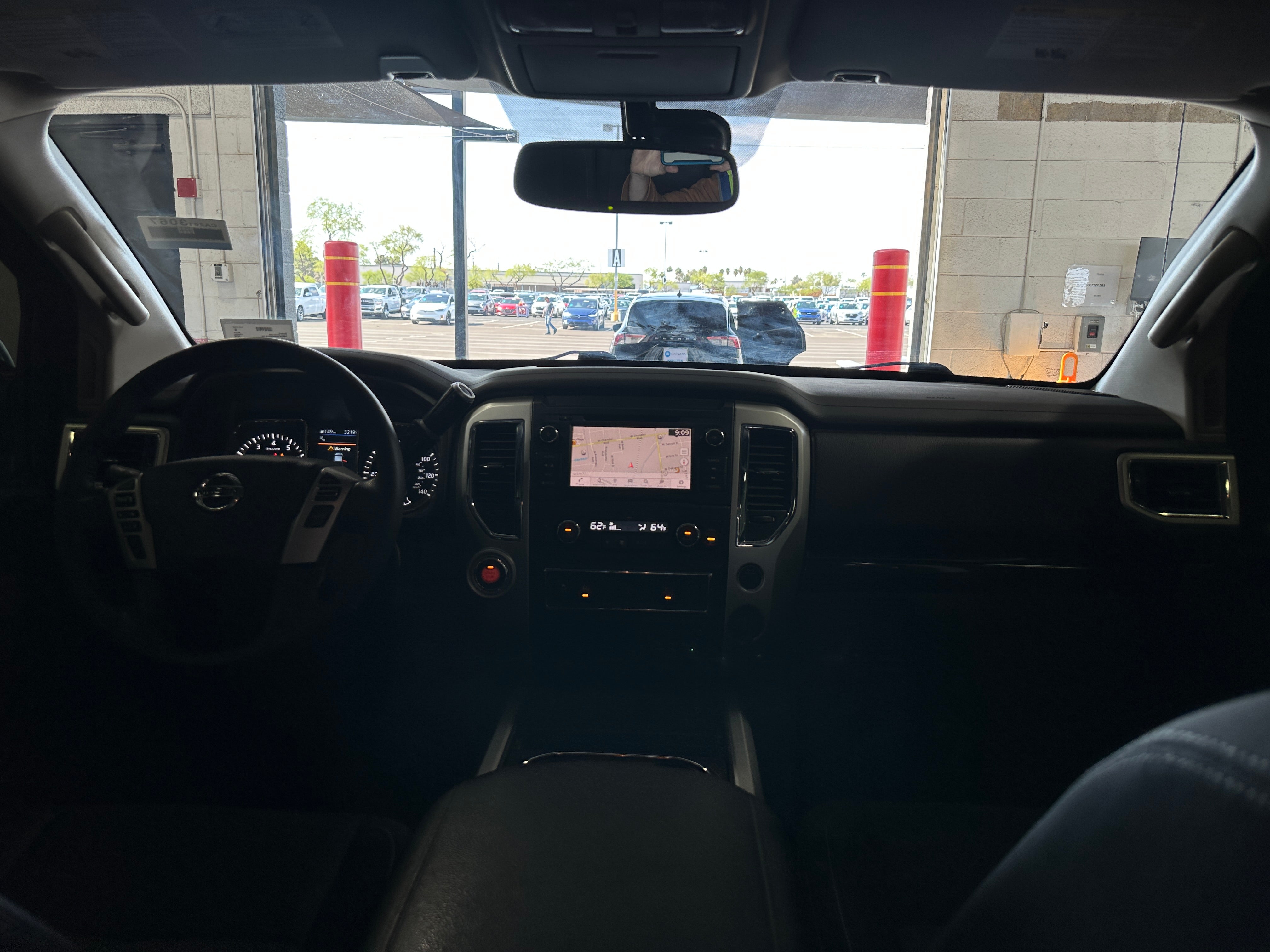 2019 Nissan Titan SV 3