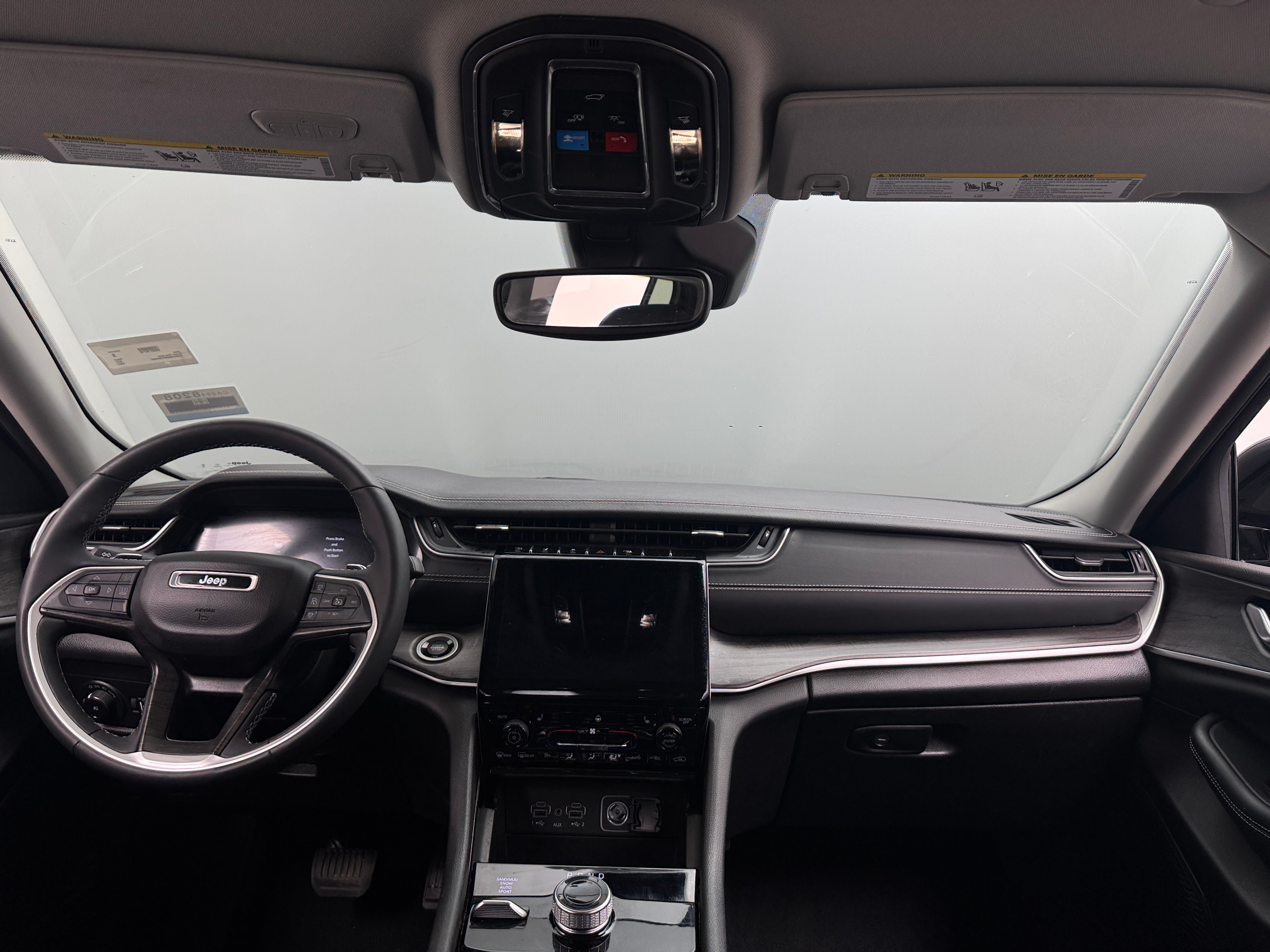 2023 Jeep Grand Cherokee Limited Edition 2