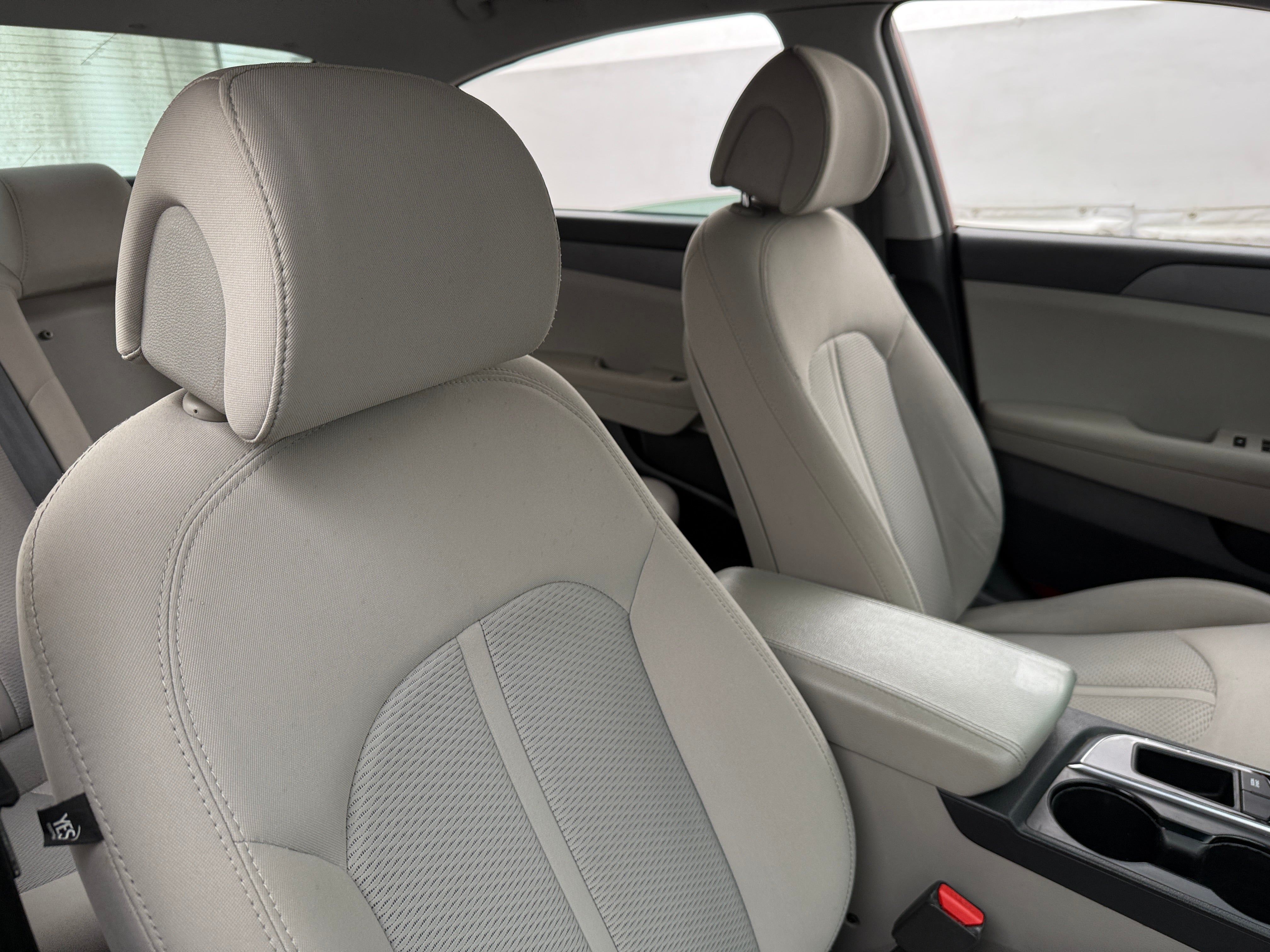 2016 Hyundai Sonata SE 2