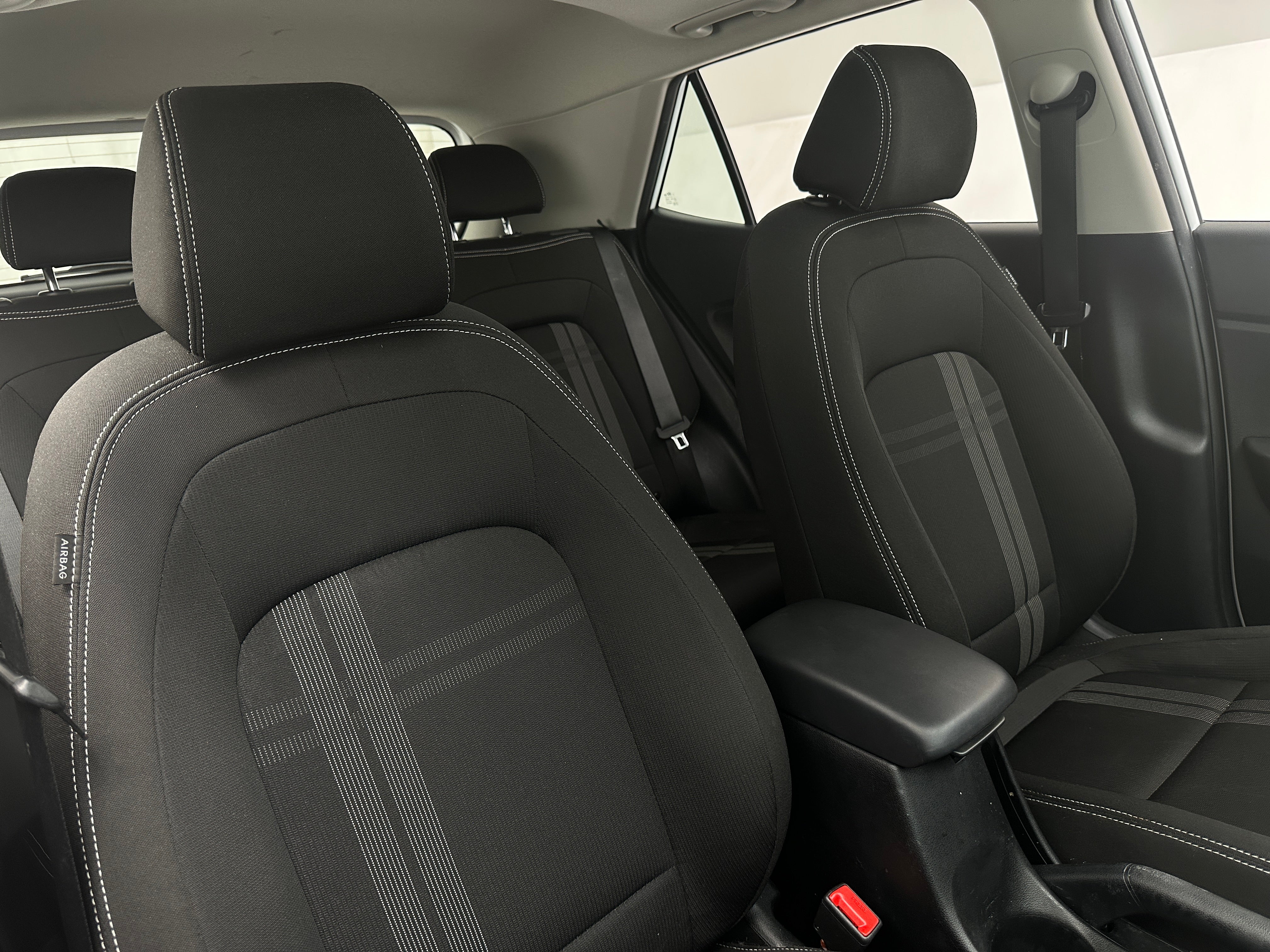 2022 Hyundai Venue SEL 2