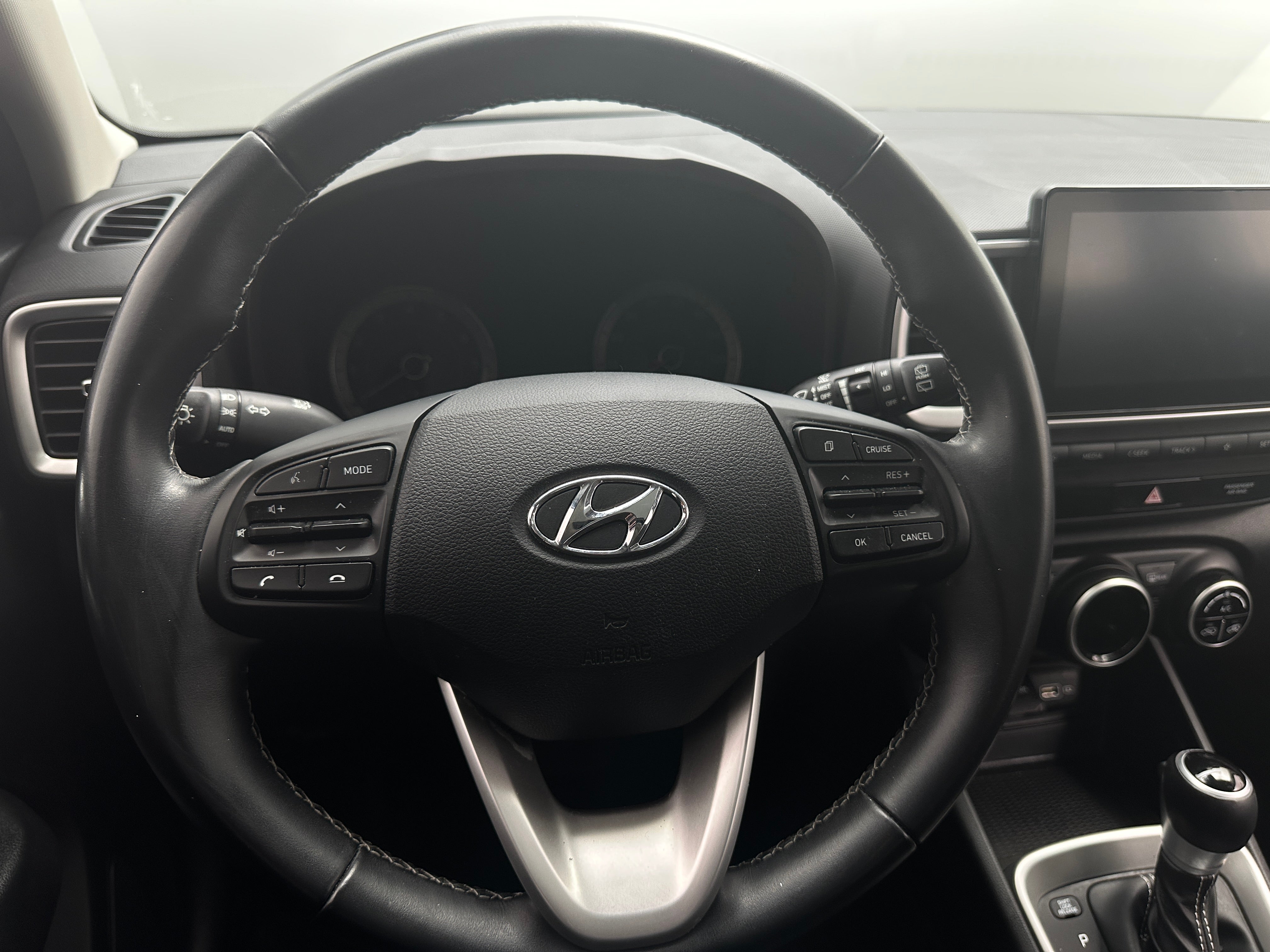 2022 Hyundai Venue SEL 5