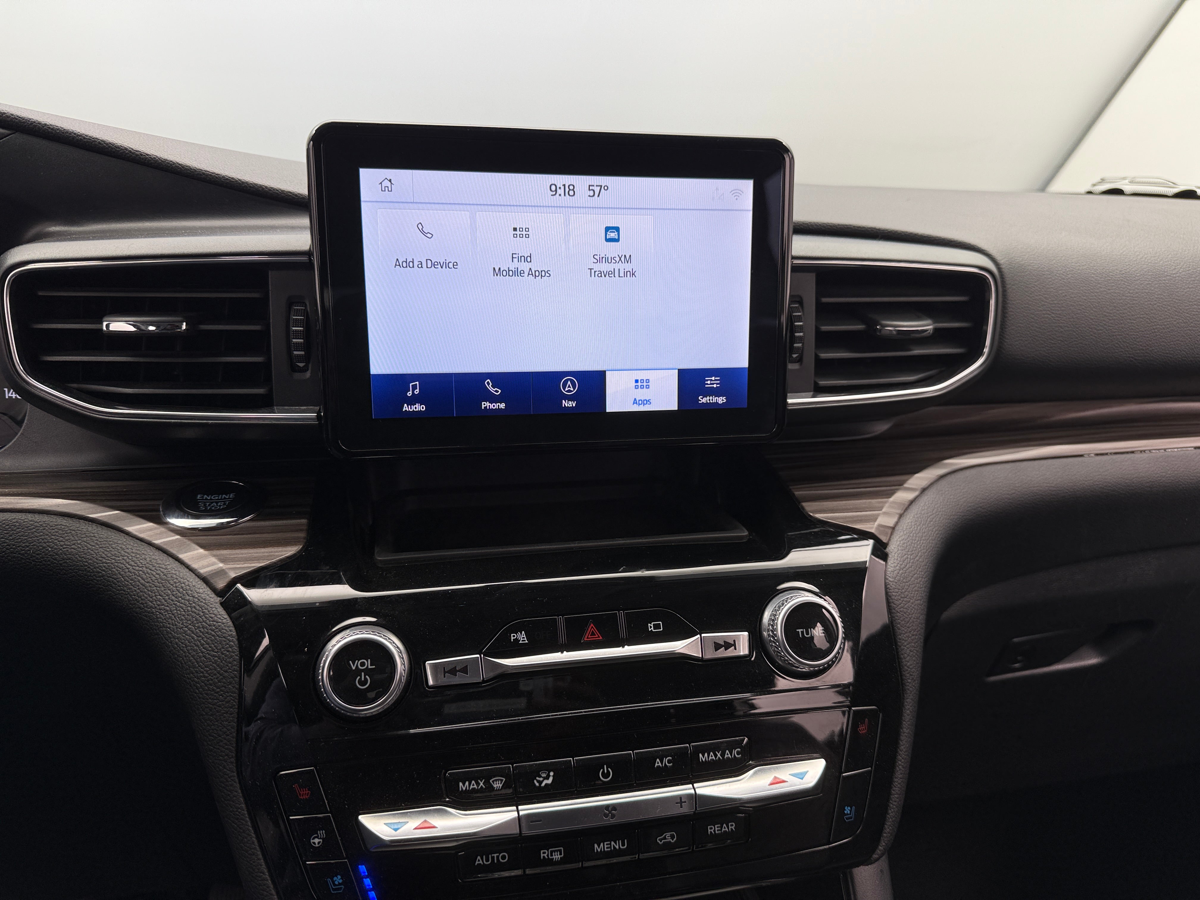 2023 Ford Explorer Limited 3