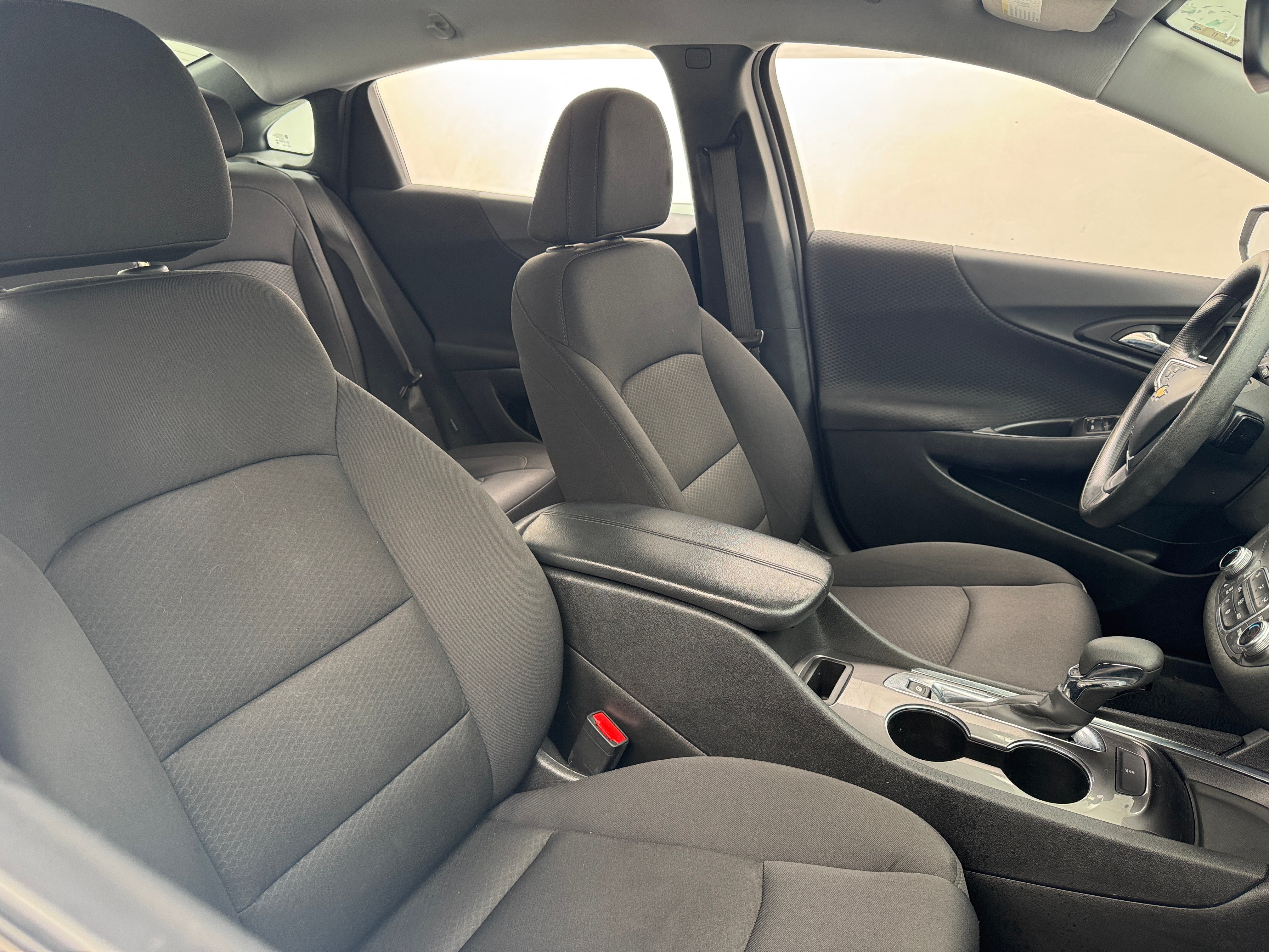 2023 Chevrolet Malibu LT 2