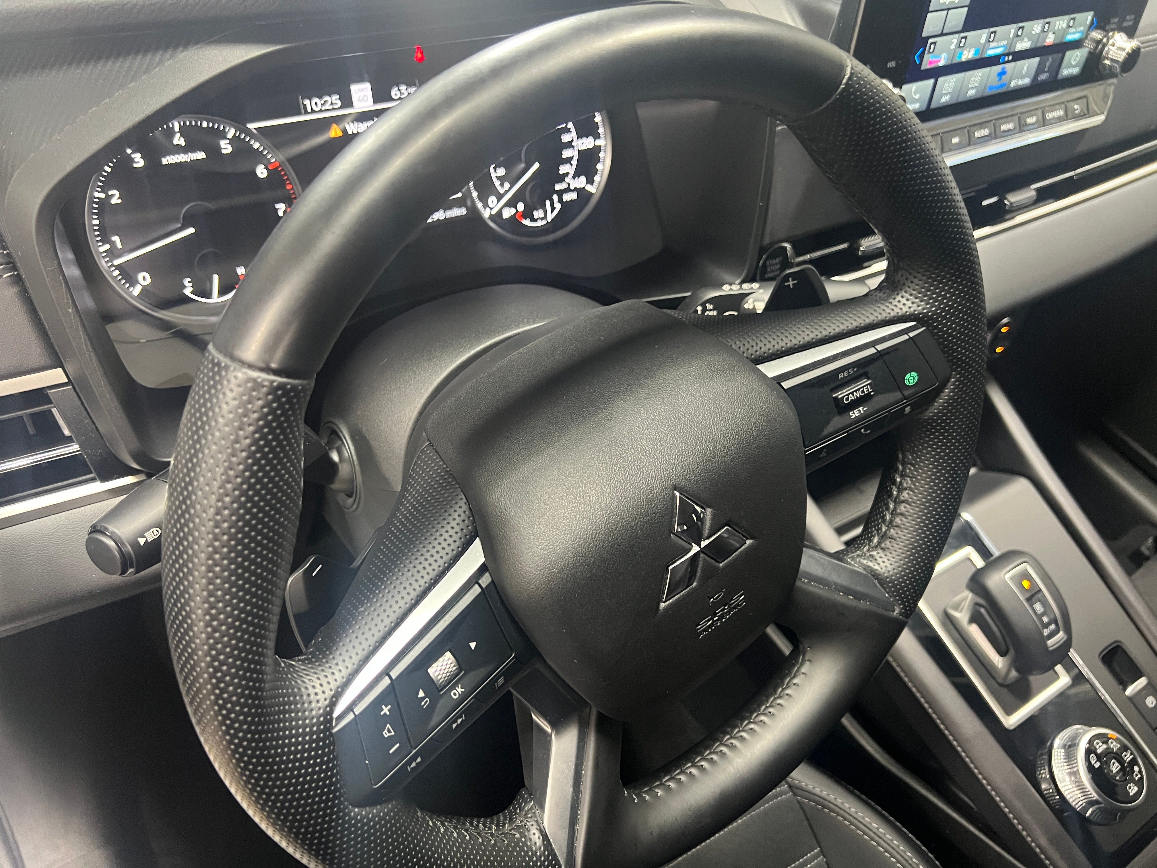 2024 Mitsubishi Outlander SE 4