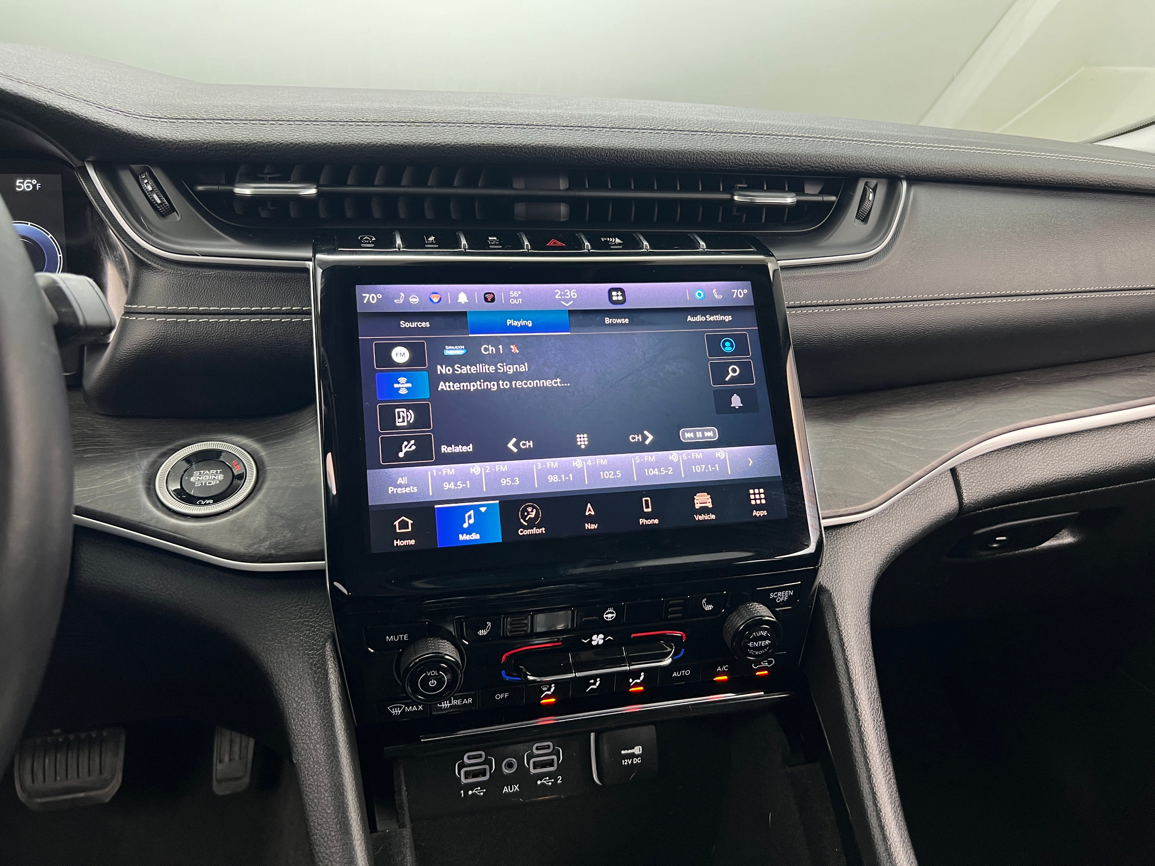 2022 Jeep Grand Cherokee Limited Edition 3
