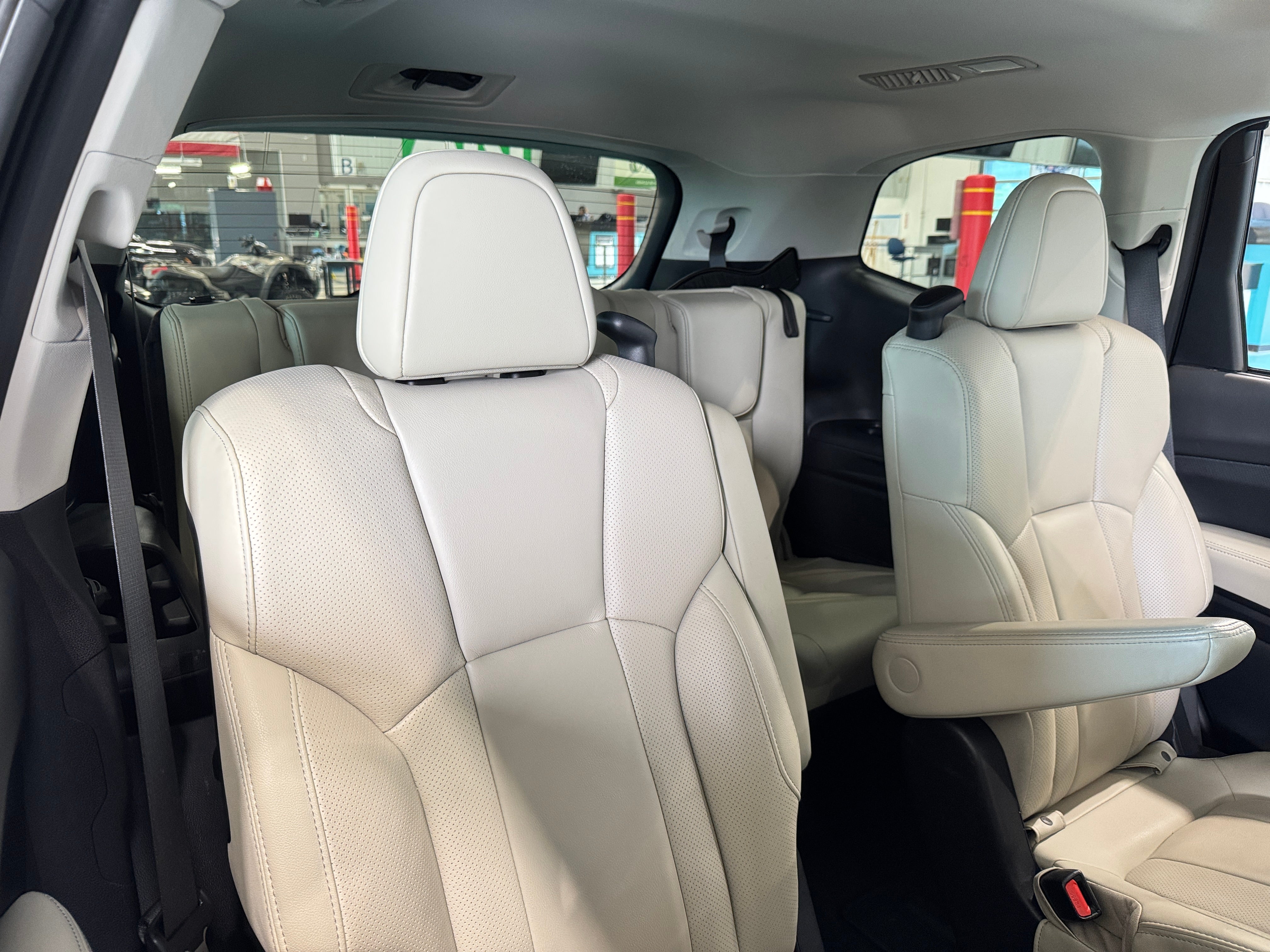 2022 Subaru Ascent Limited 5