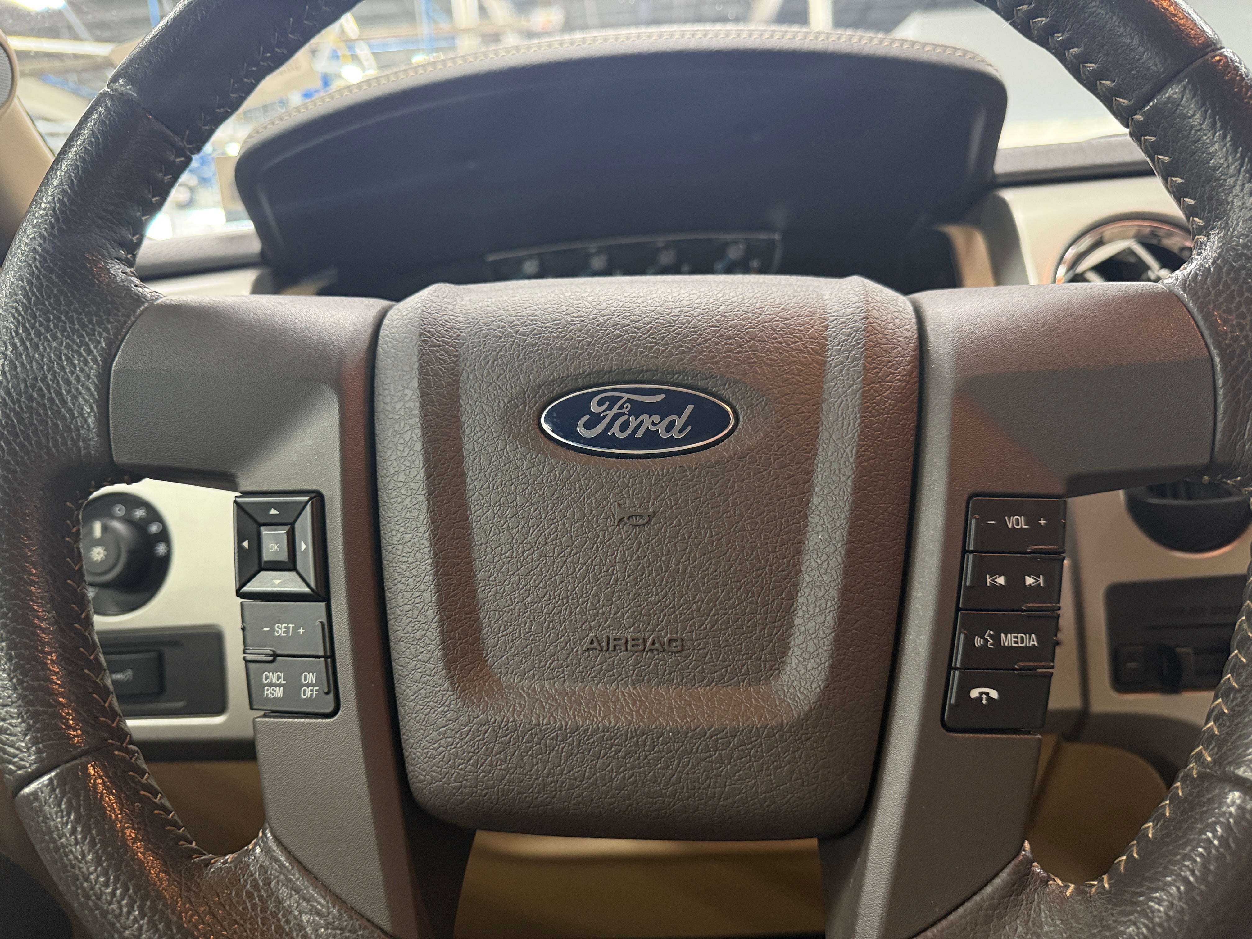 2014 Ford Econoline E-150 4