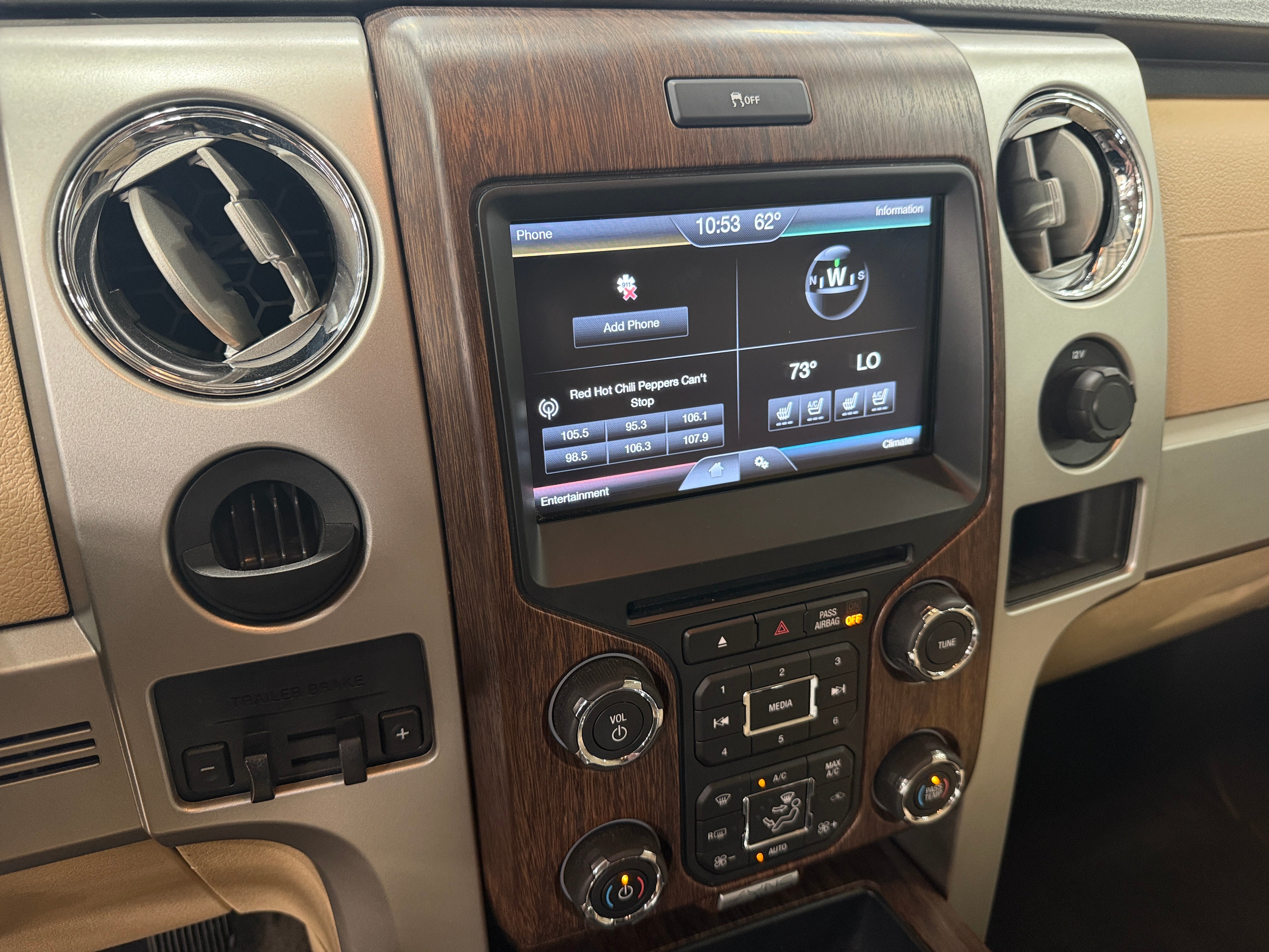 2014 Ford Econoline E-150 3