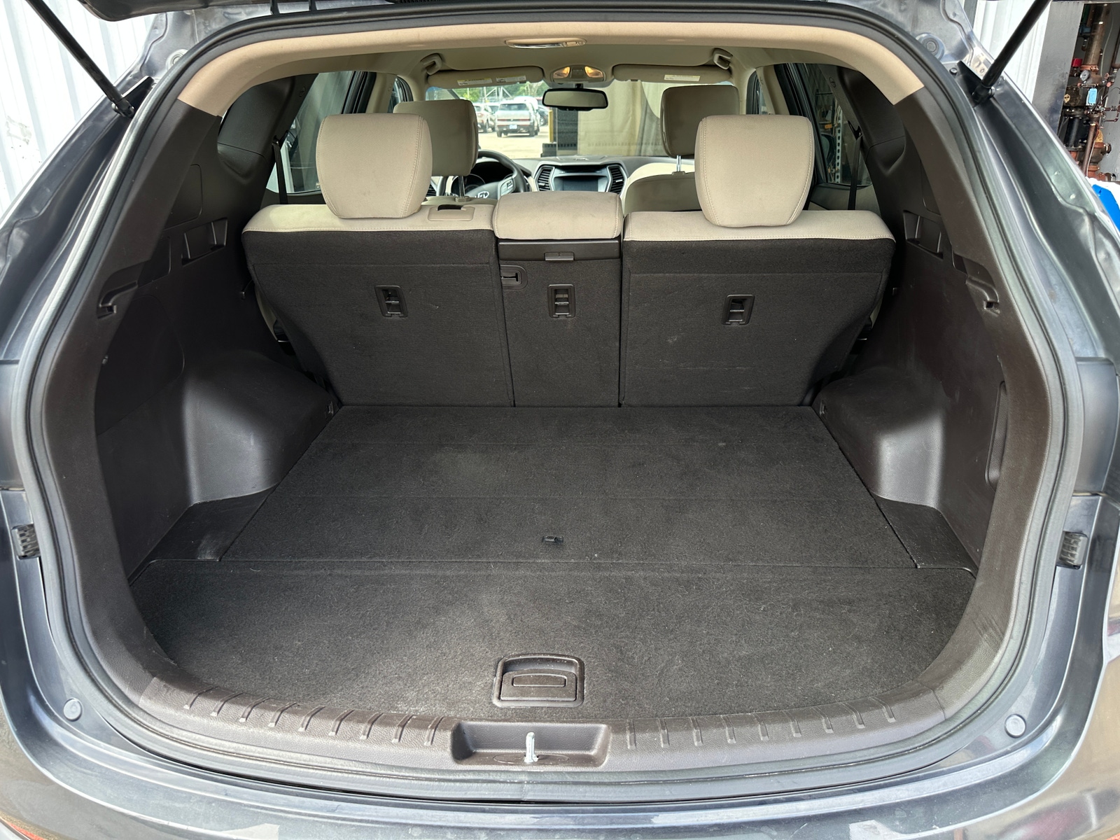 Thumbnail: 2017 Hyundai Santa Fe - 7