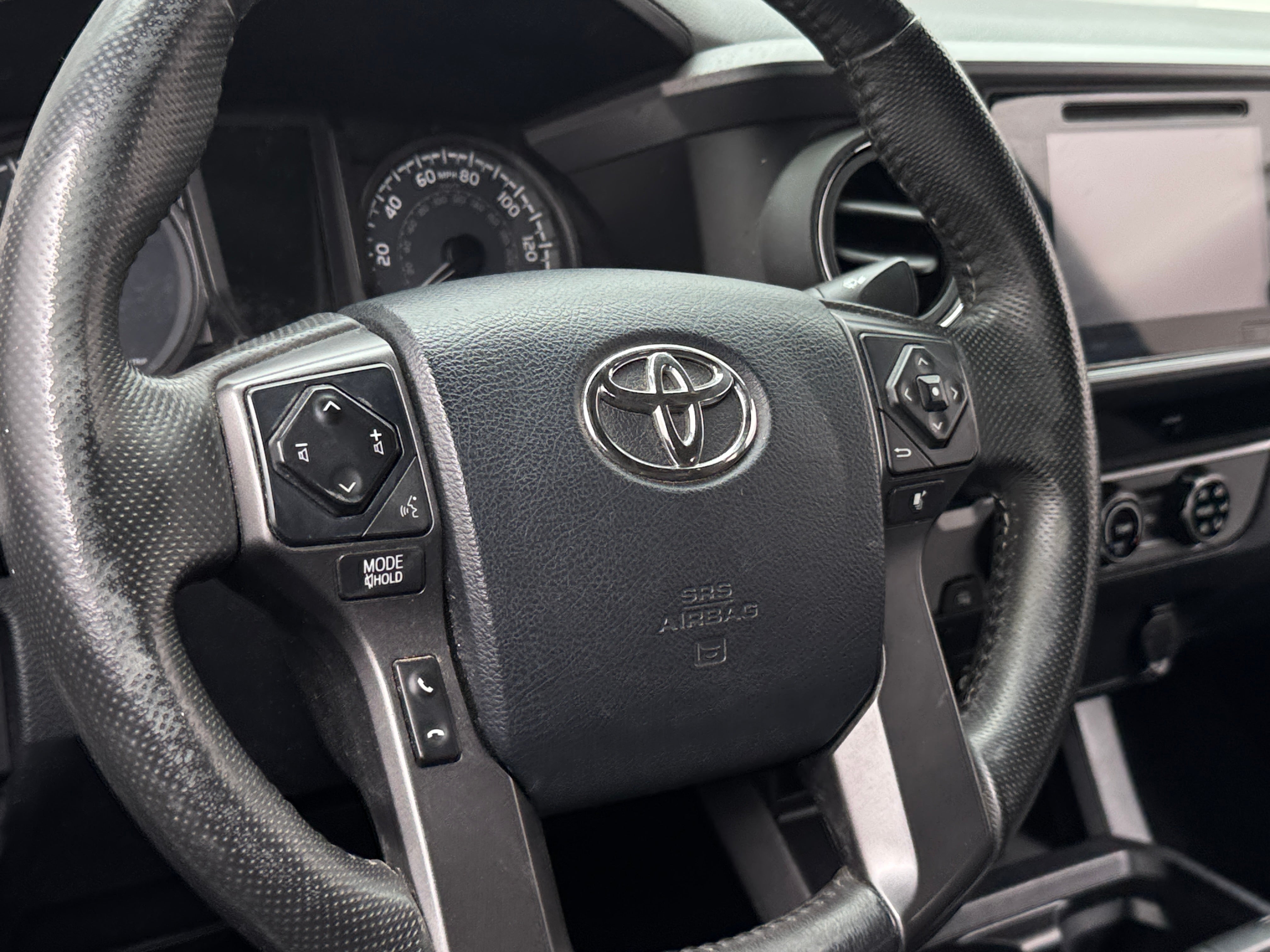 2016 Toyota Tacoma TRD Sport 5