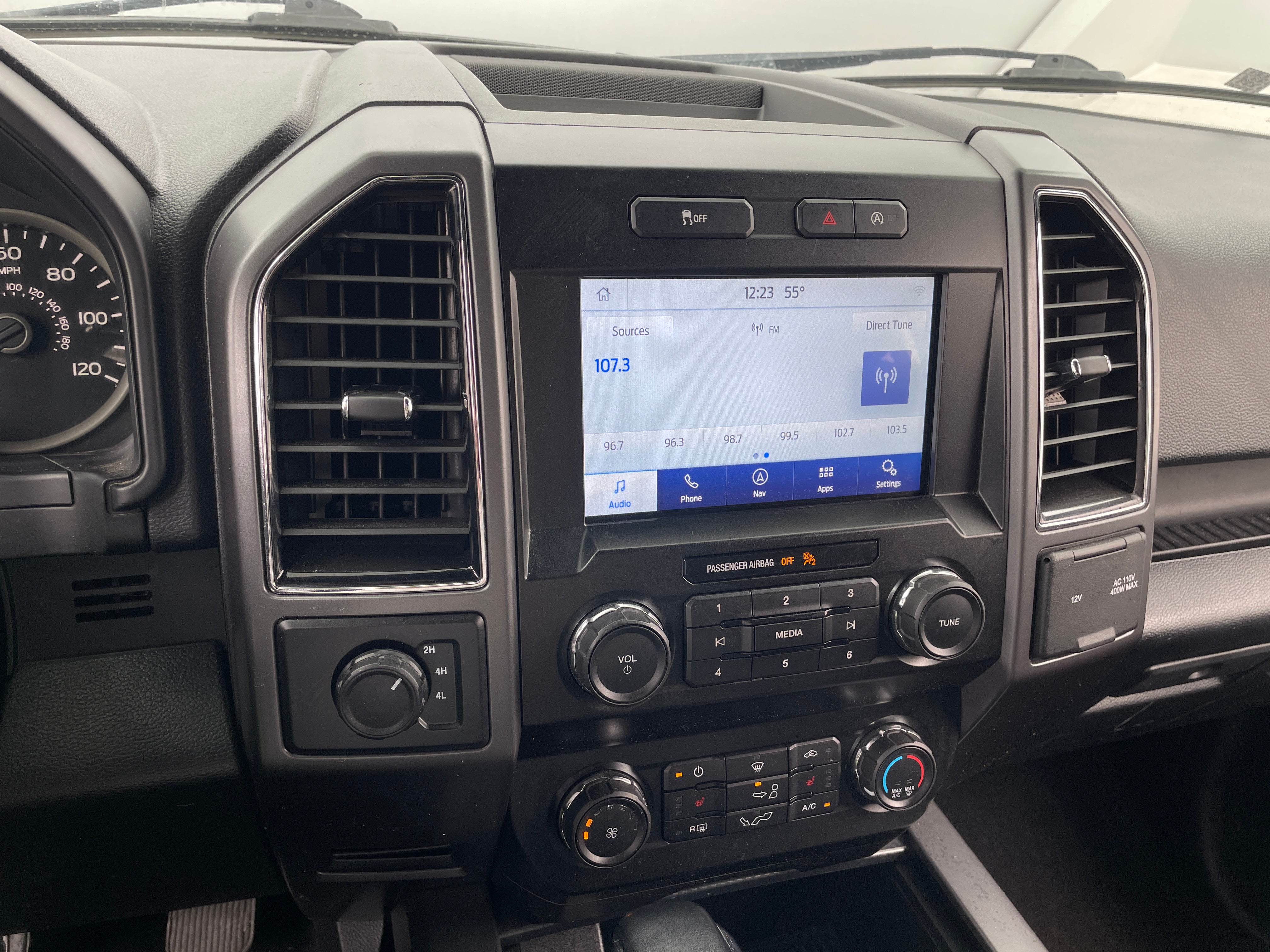 2020 Ford Econoline E-150 4