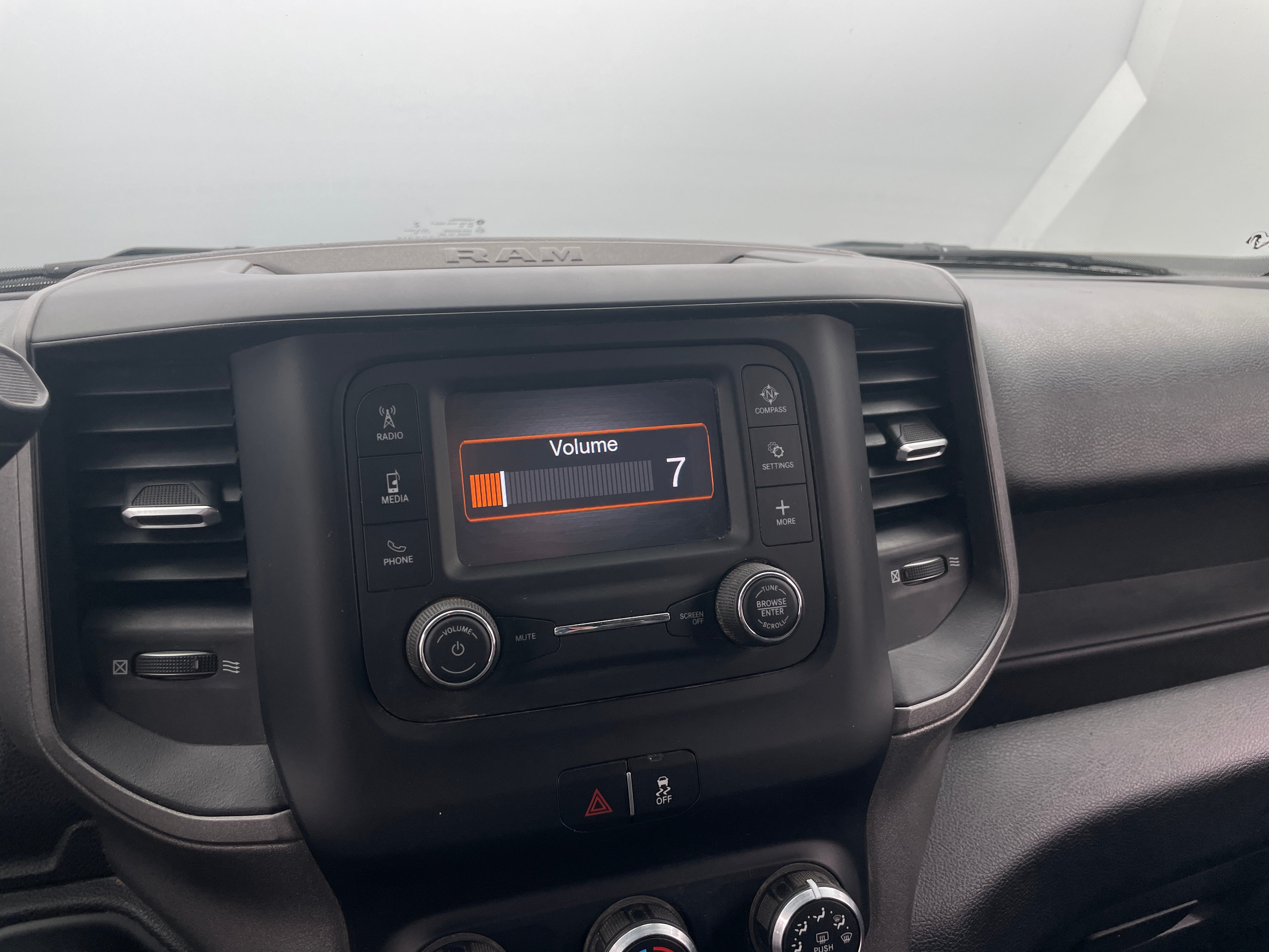 2022 RAM 2500 Tradesman 4