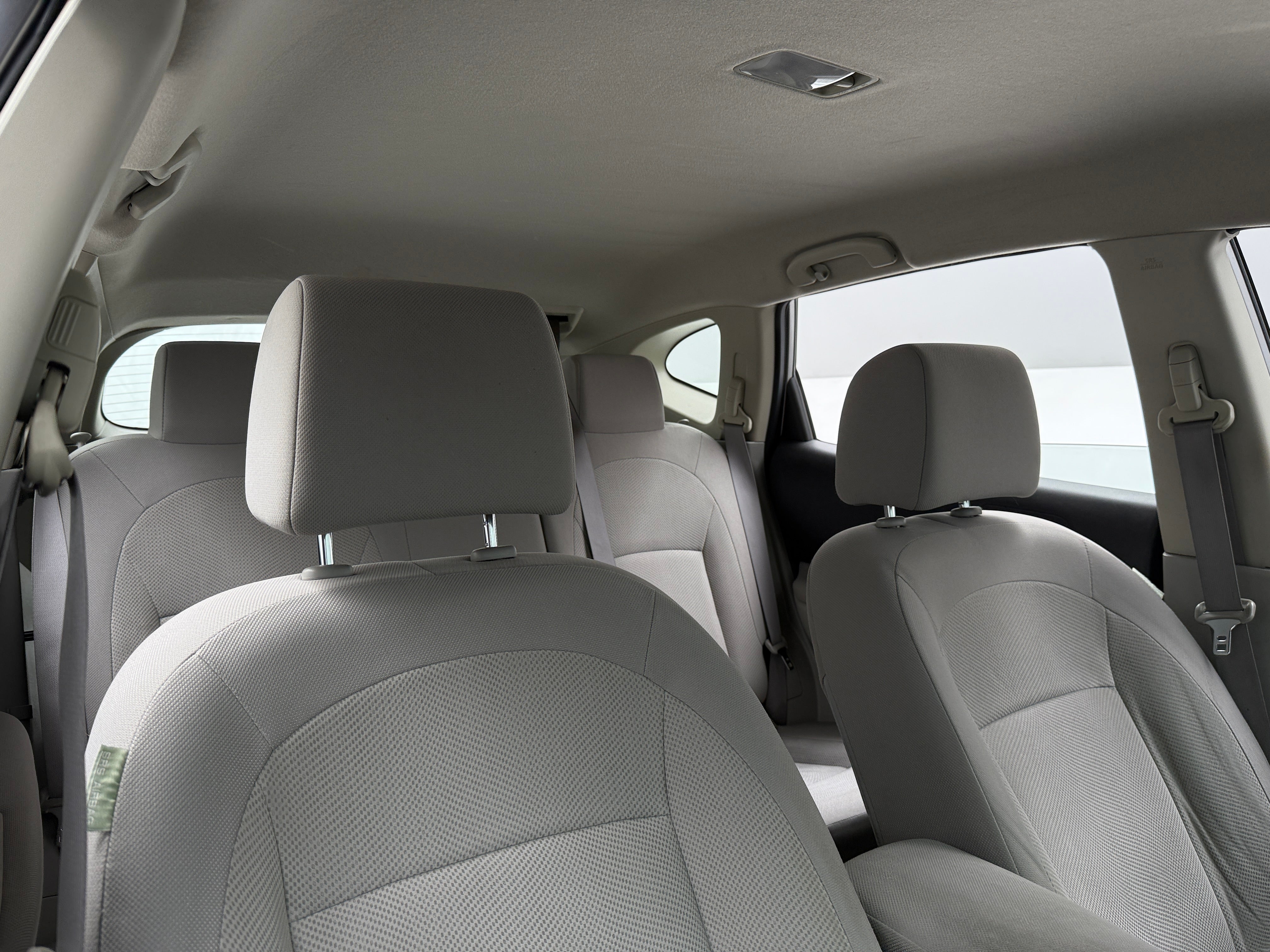2011 Nissan Rogue S 2