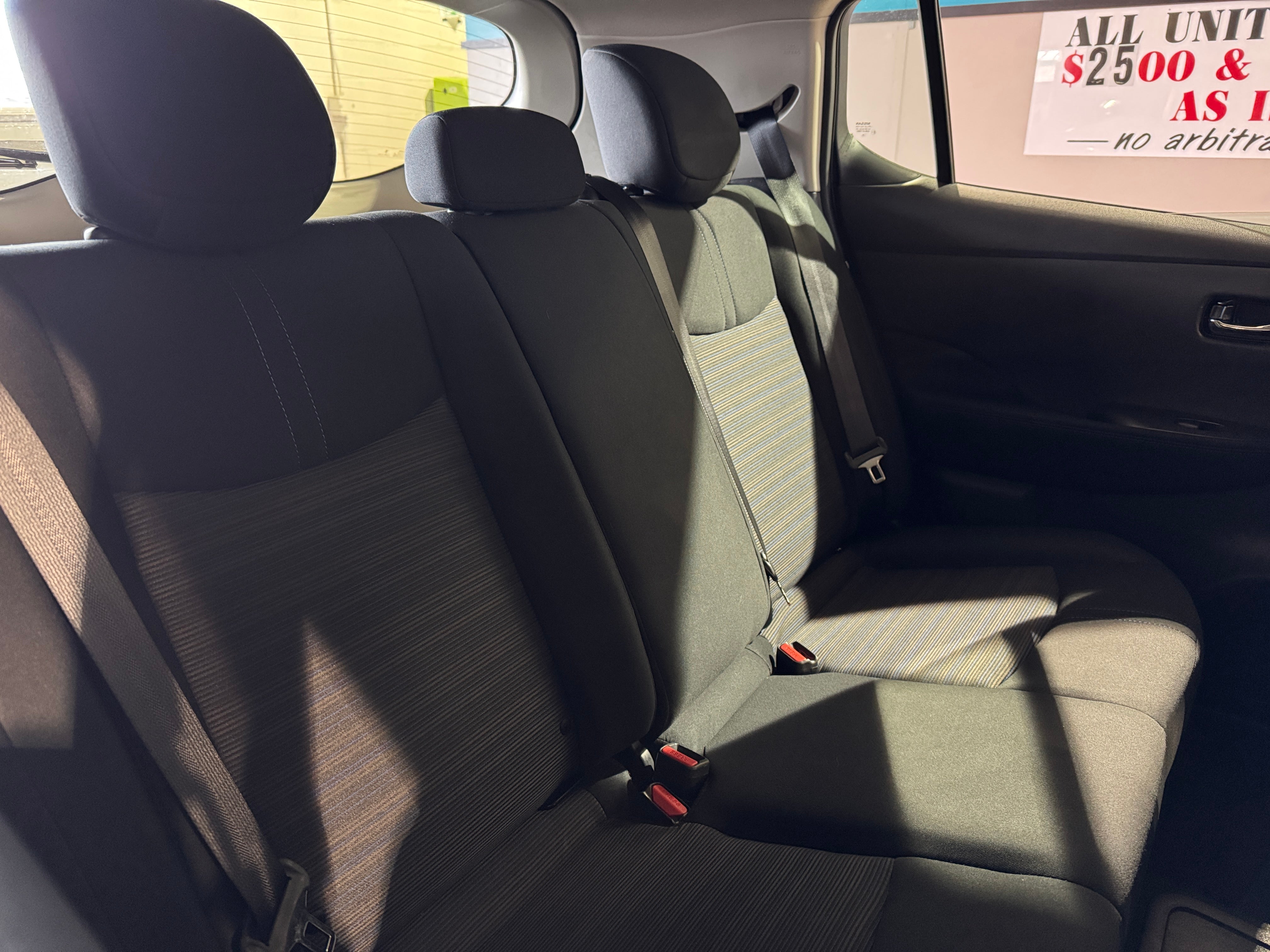 2025 Nissan Leaf S 6
