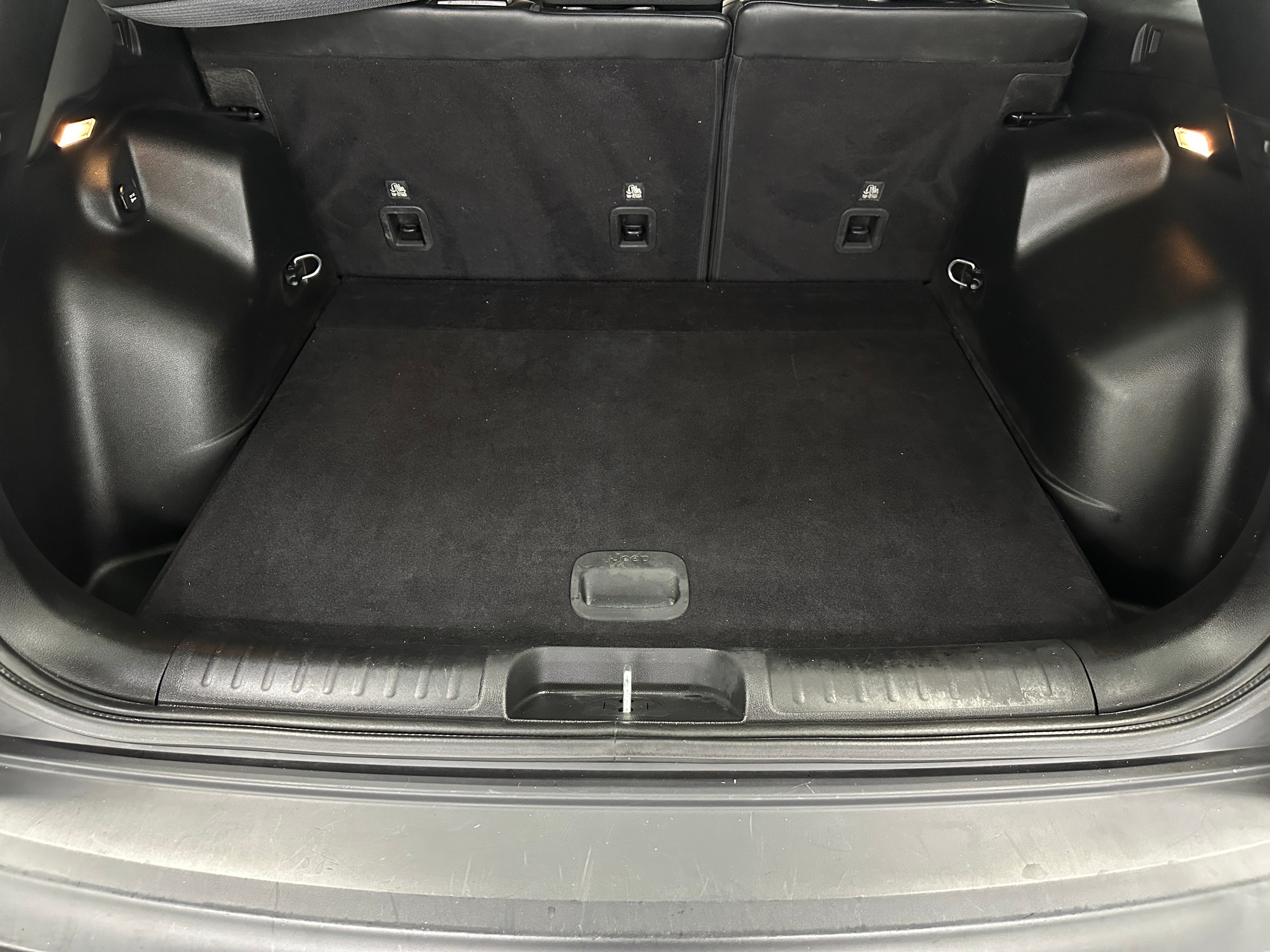 2022 Jeep Cherokee Latitude 6