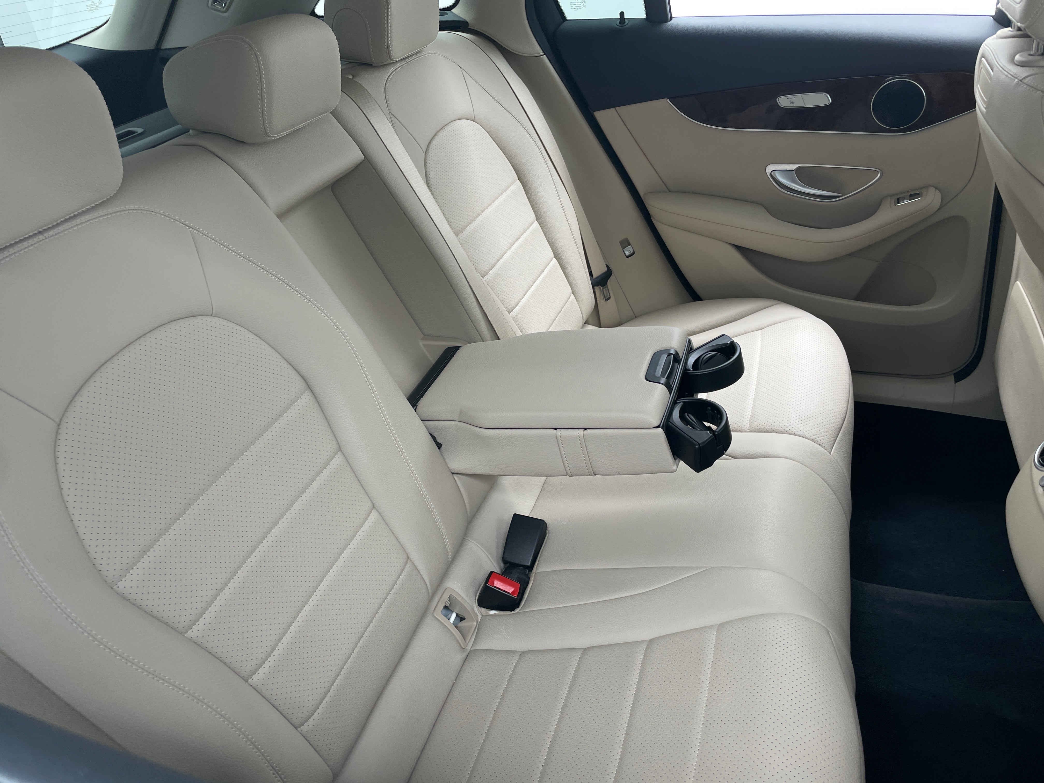 2018 Mercedes-Benz GLC 300 5