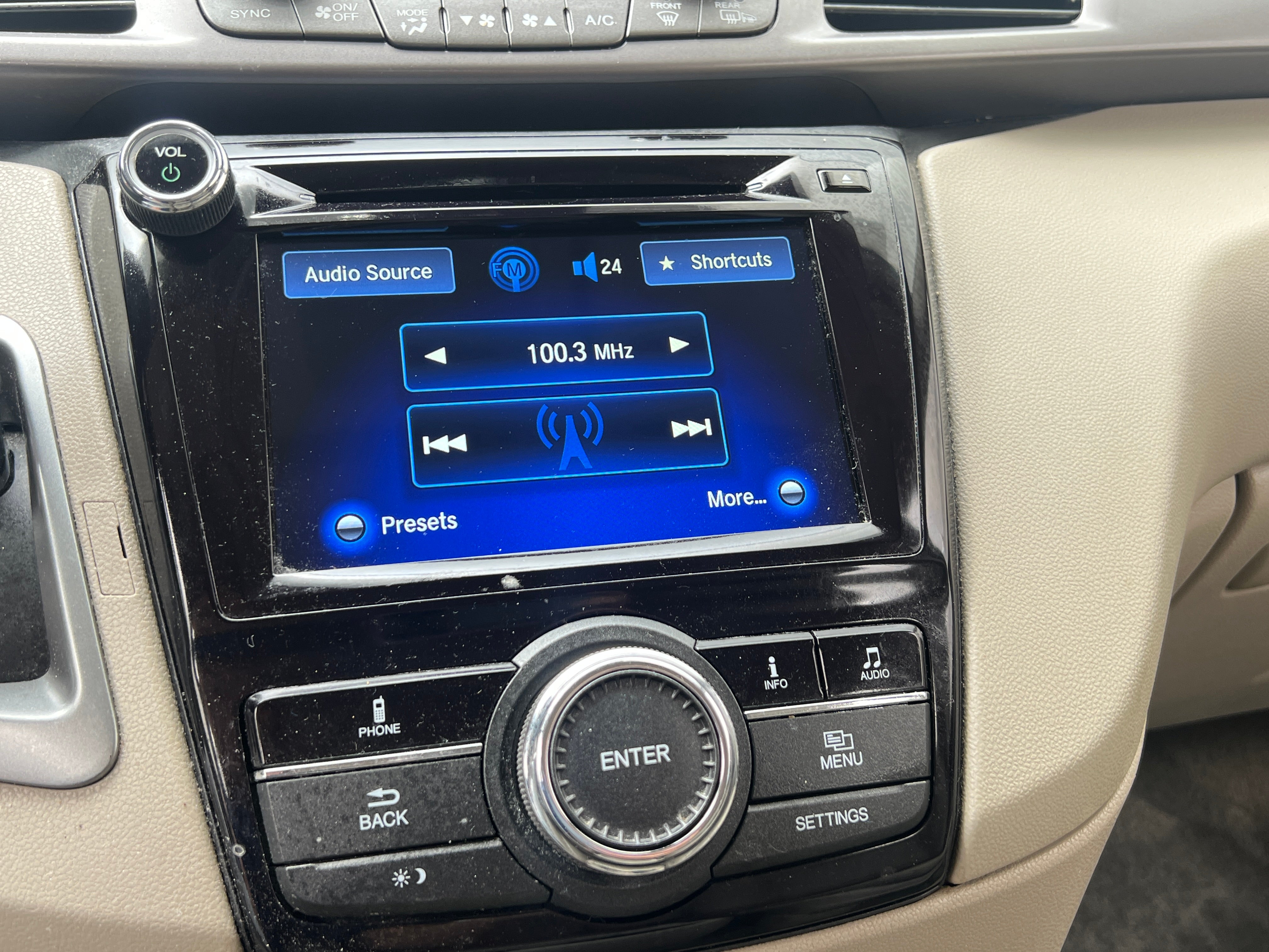 2015 Honda Odyssey EX-L 3