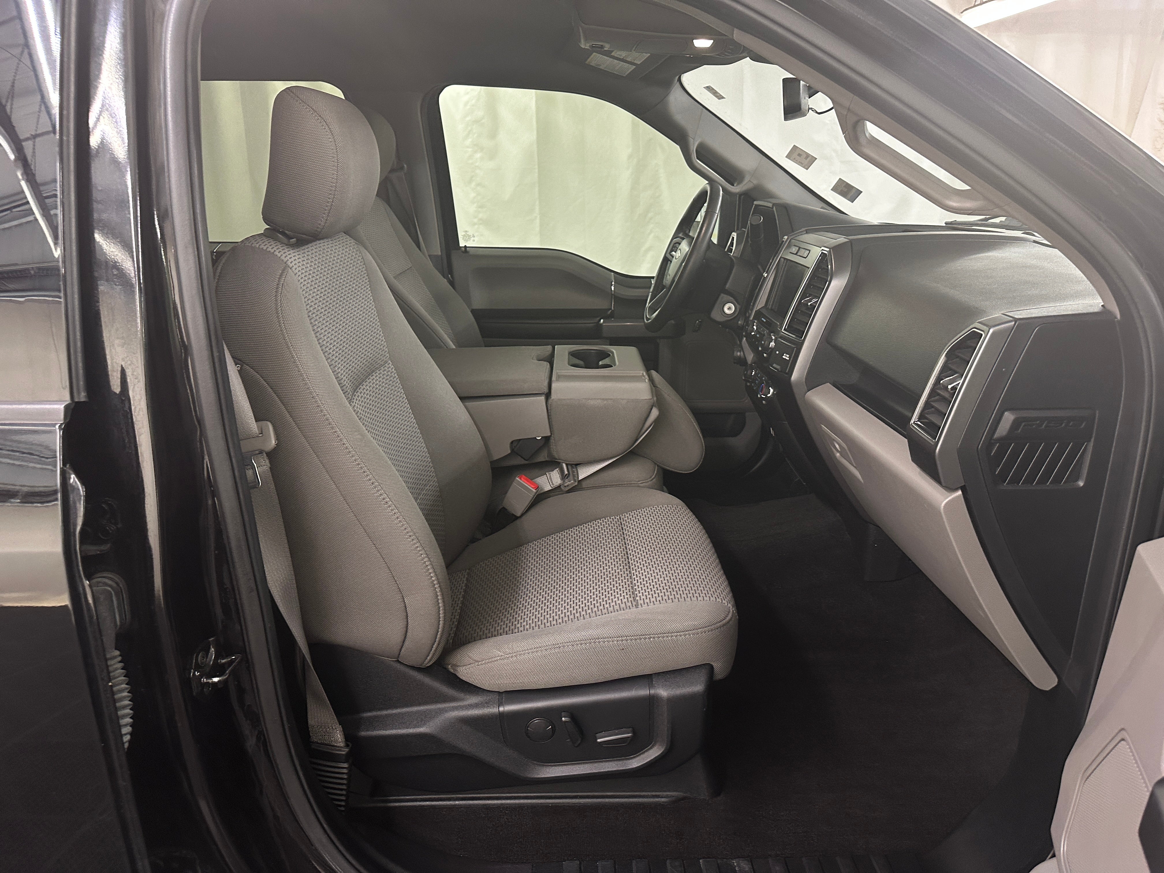 2019 Ford Econoline E-150 2