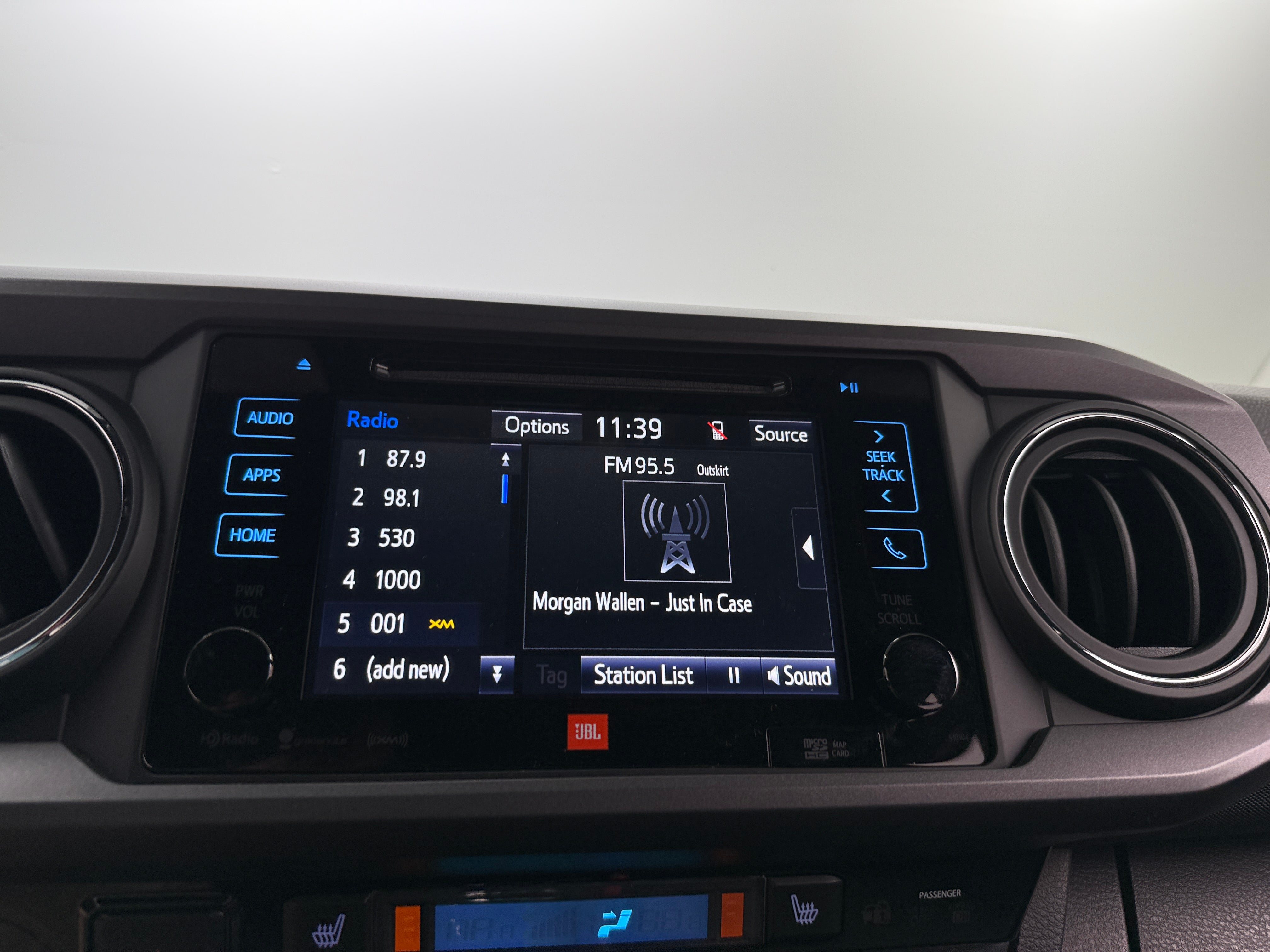 2017 Toyota Tacoma TRD Off-Road 4