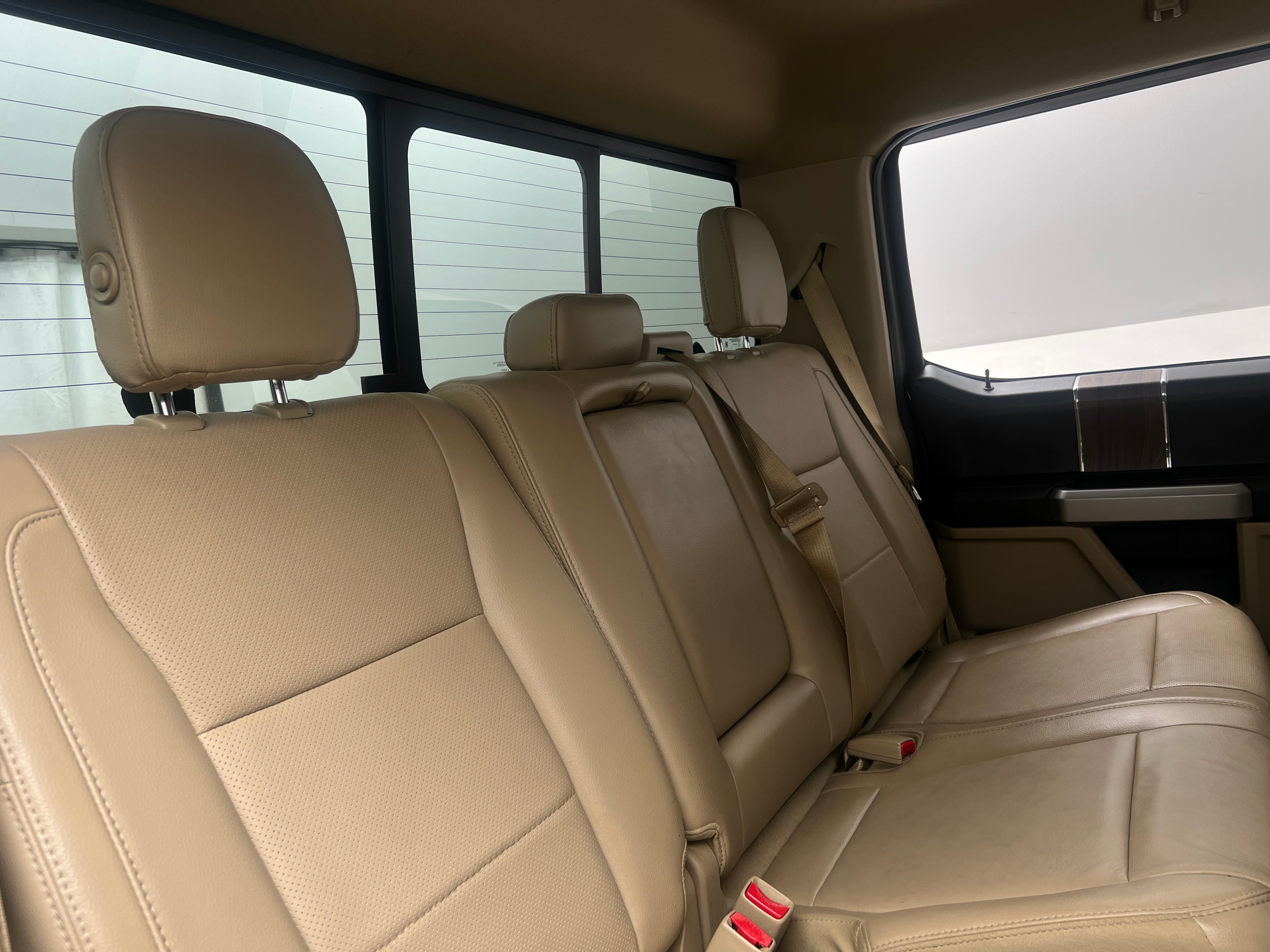 2017 Ford Econoline E-150 5