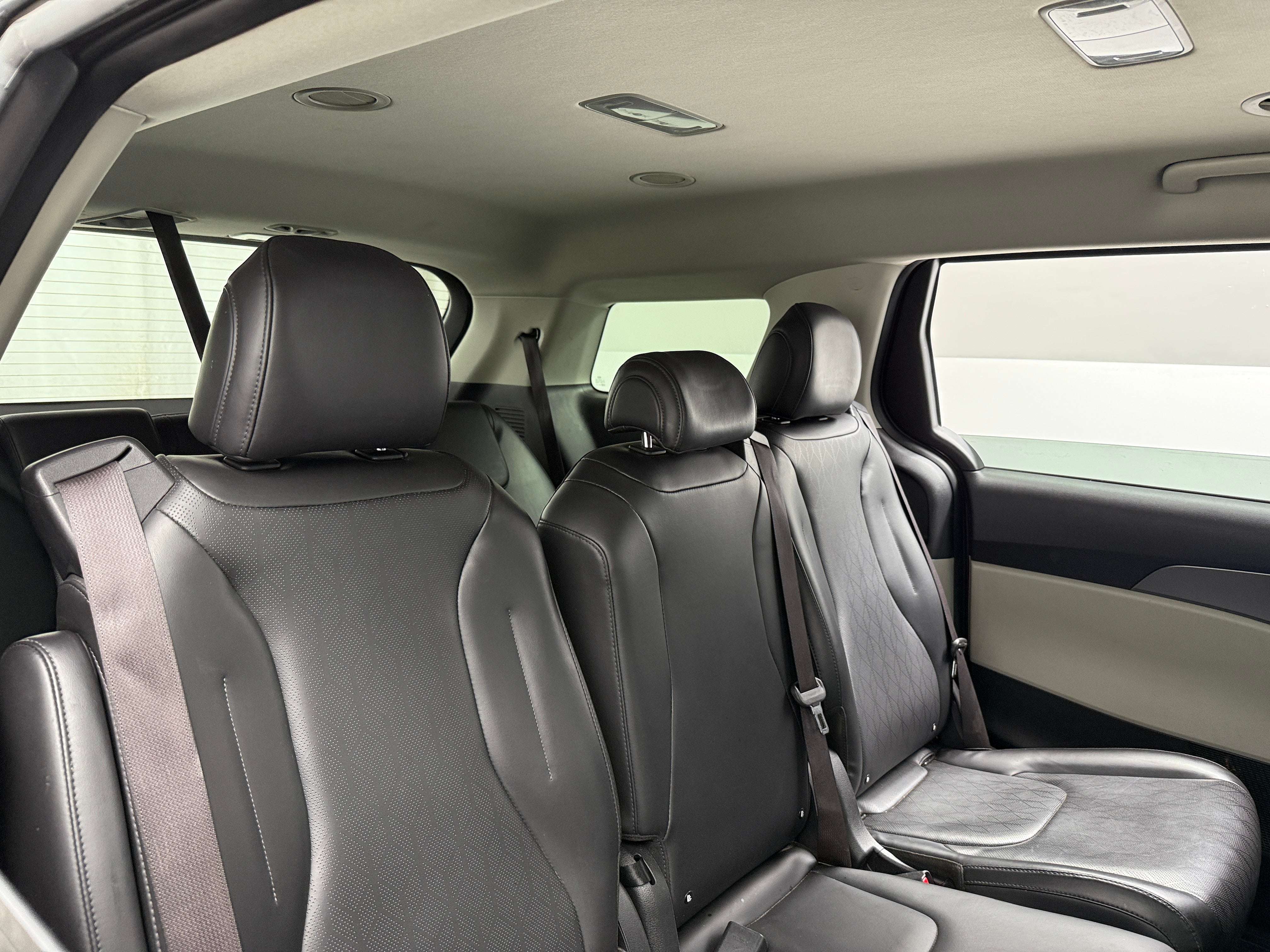 2022 Kia Carnival LX 6