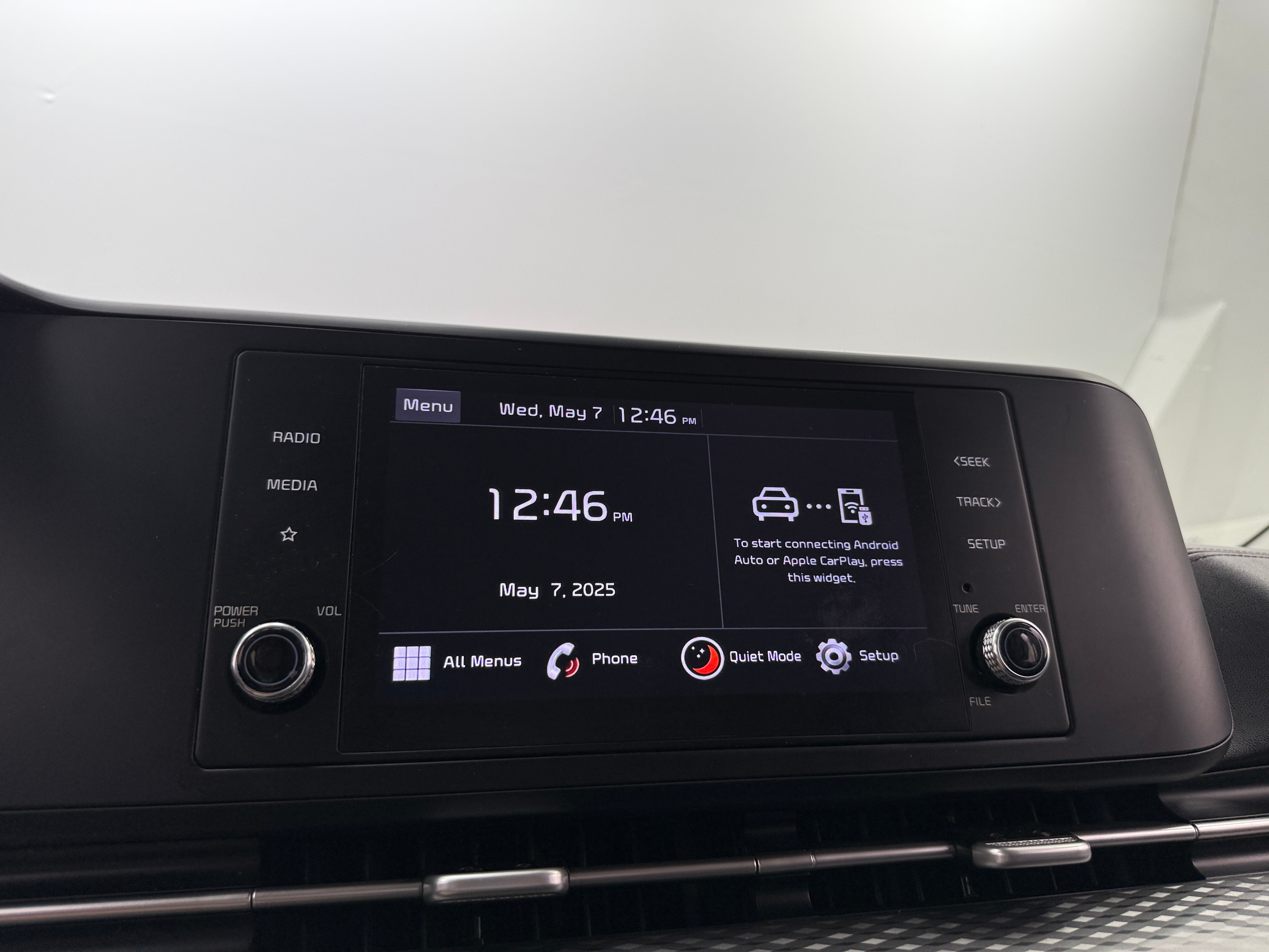 2022 Kia Carnival LX 4