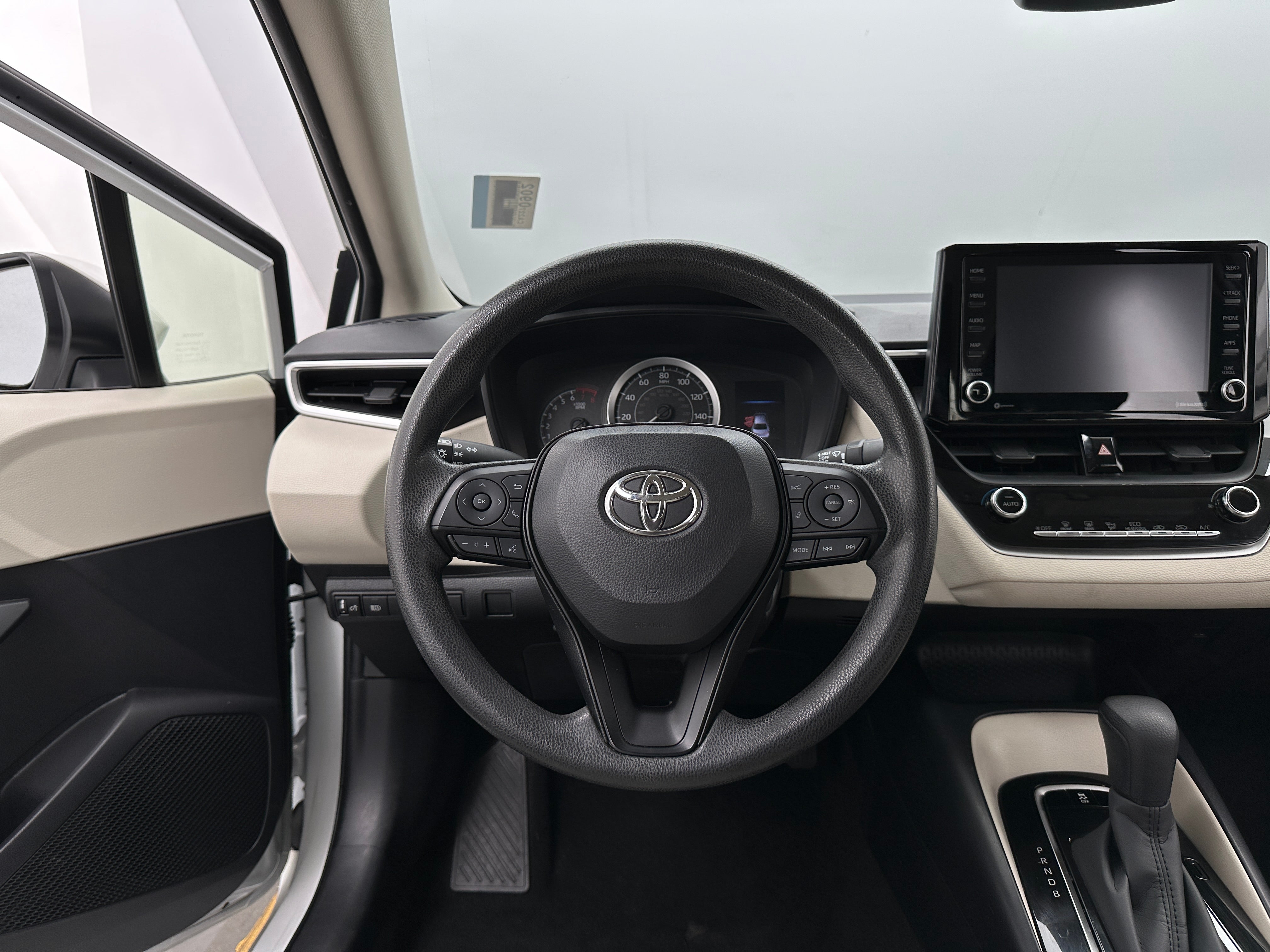 2022 Toyota Corolla LE 5