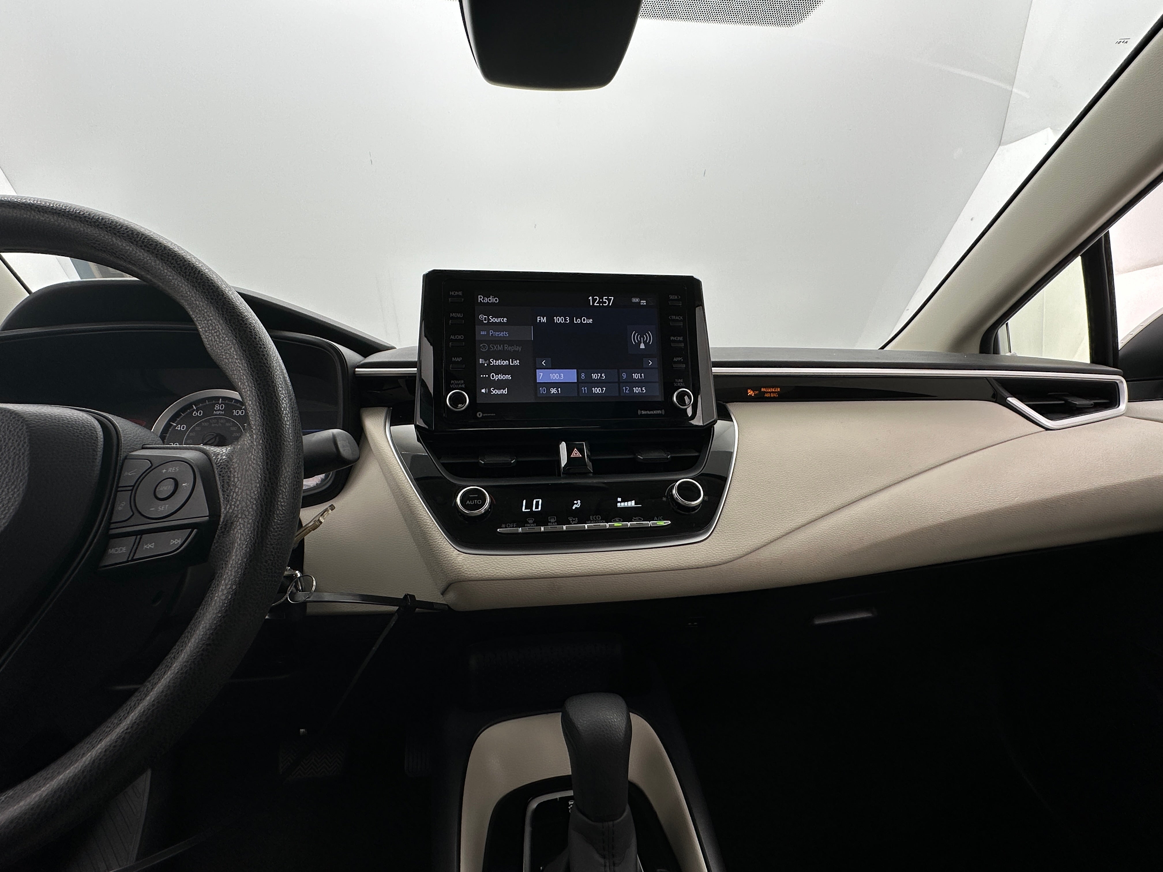 2022 Toyota Corolla LE 4