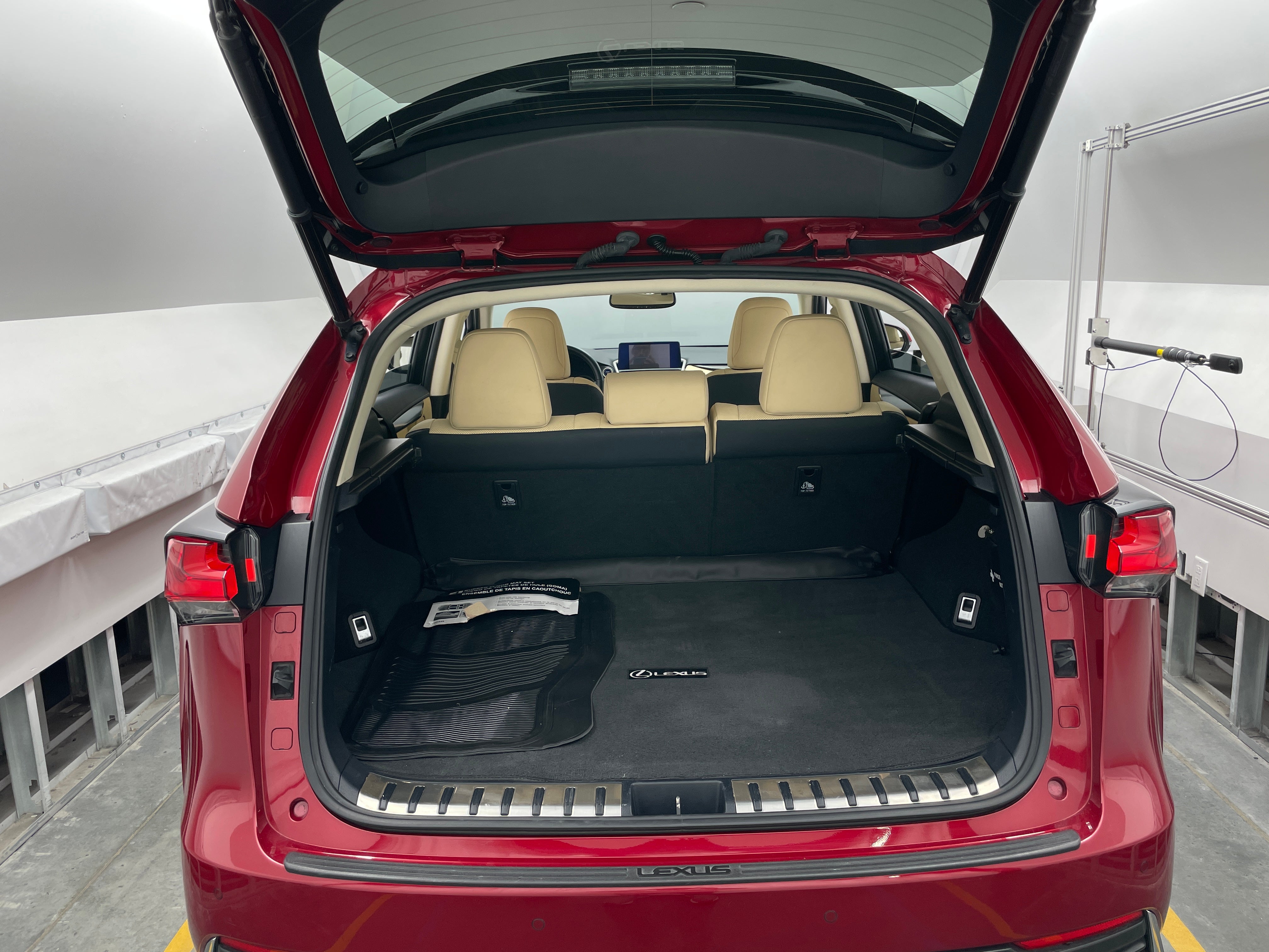2019 Lexus NX Hybrid 300h 7
